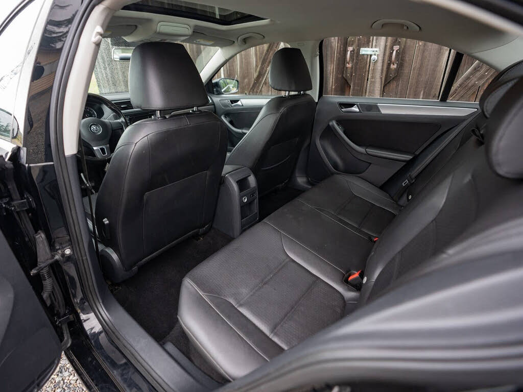 2014 Volkswagen Jetta TDI photo 12