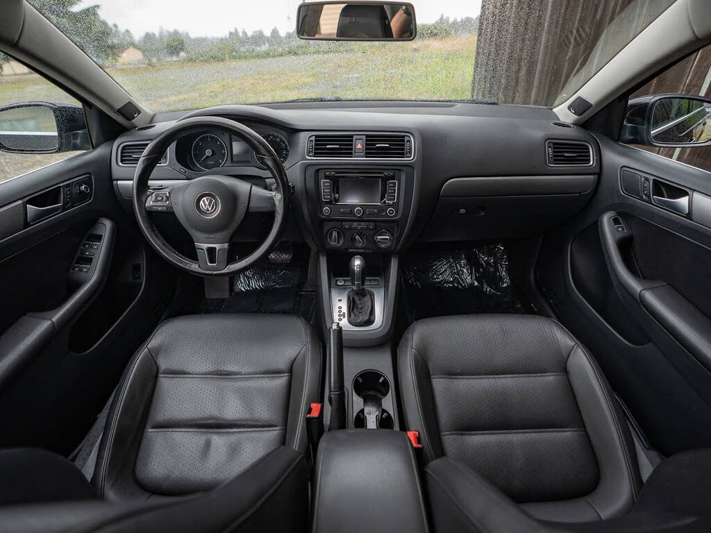 2014 Volkswagen Jetta TDI photo 13