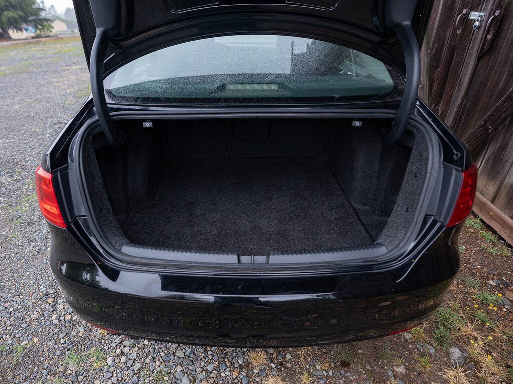 2014 Volkswagen Jetta TDI photo 18