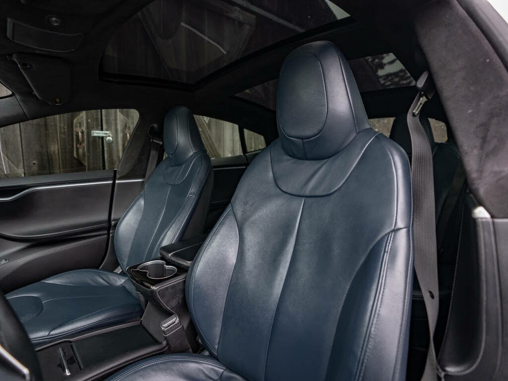 2016 Tesla Model S 85D photo 12