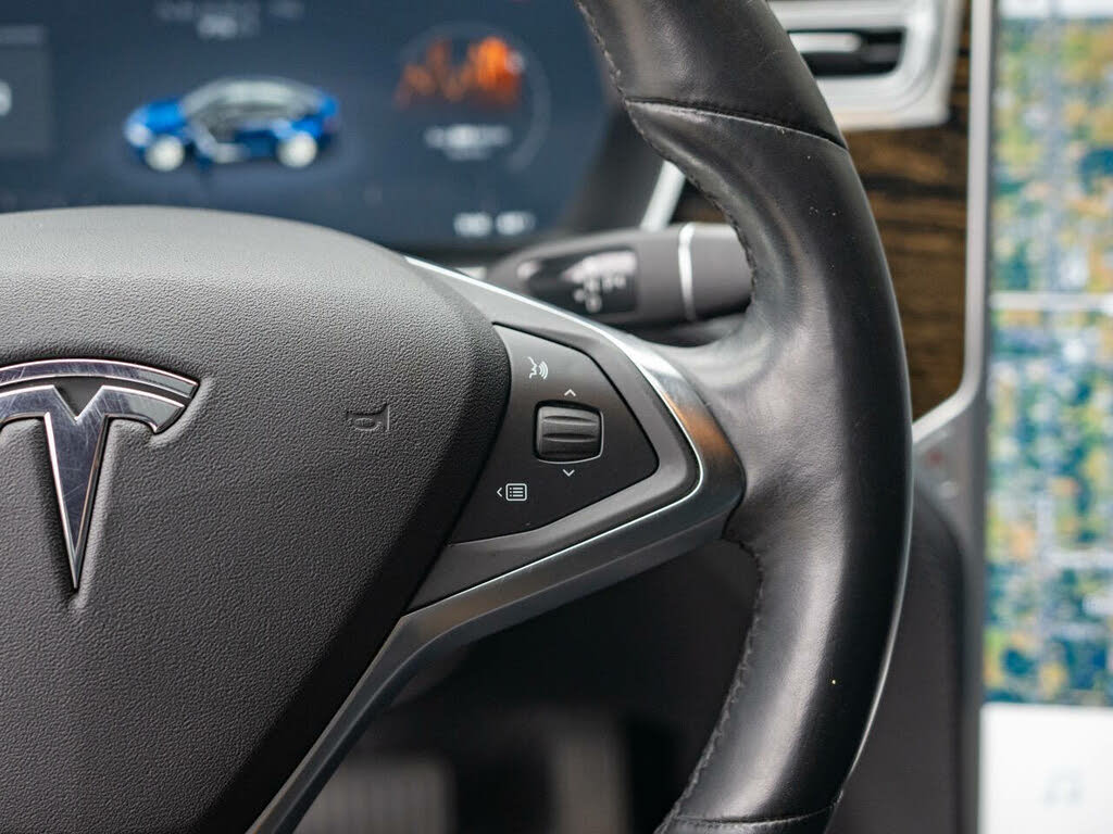 2016 Tesla Model S 85D photo 17