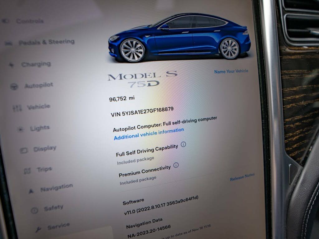 2016 Tesla Model S 85D photo 19