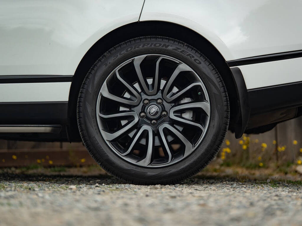 2015 Land Rover Range Rover SuperCharged Limited Edition photo 27