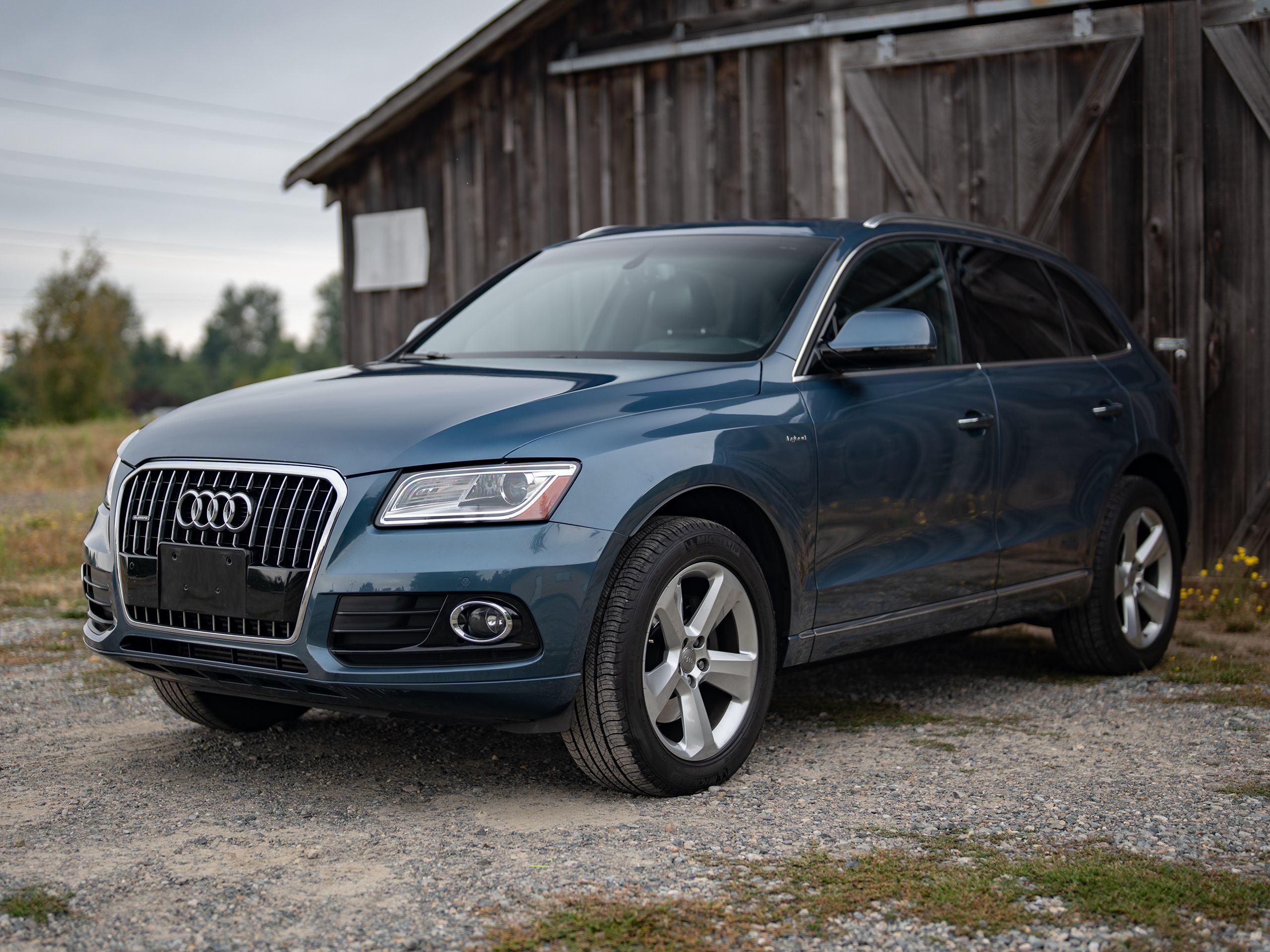 2016 Audi Q5 Prestige Hybrid photo 3