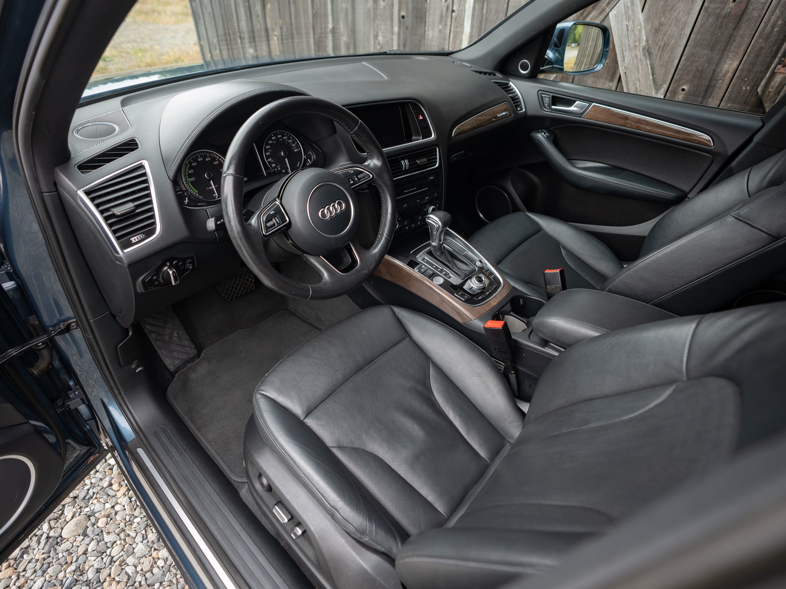 2016 Audi Q5 Prestige Hybrid photo 11