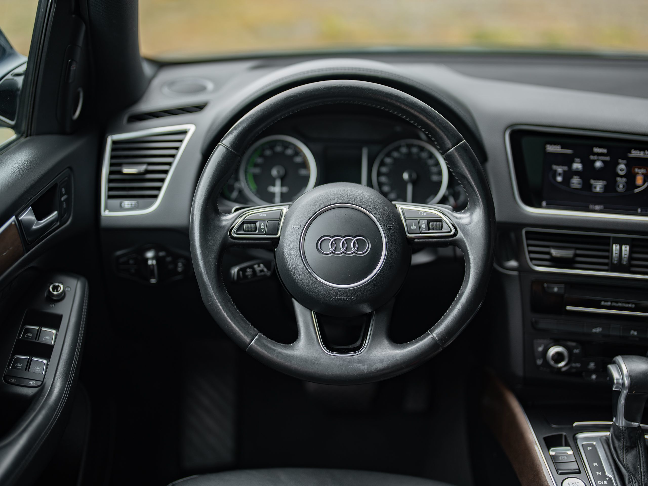 2016 Audi Q5 Prestige Hybrid photo 15