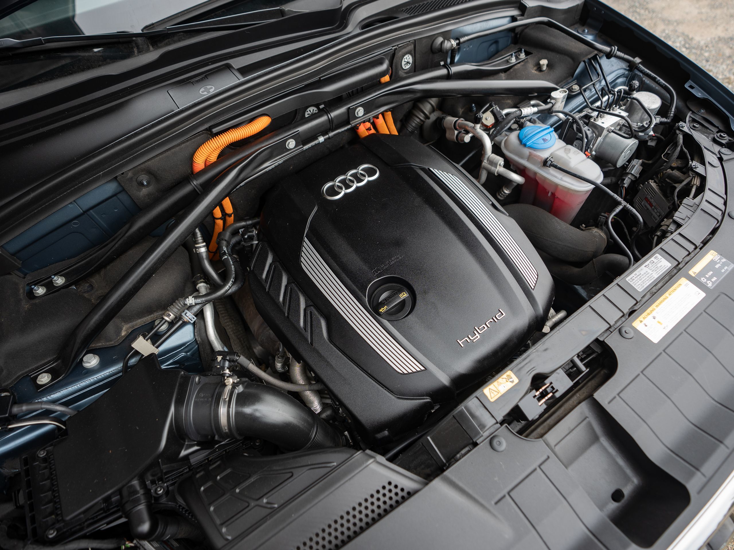 2016 Audi Q5 Prestige Hybrid photo 30