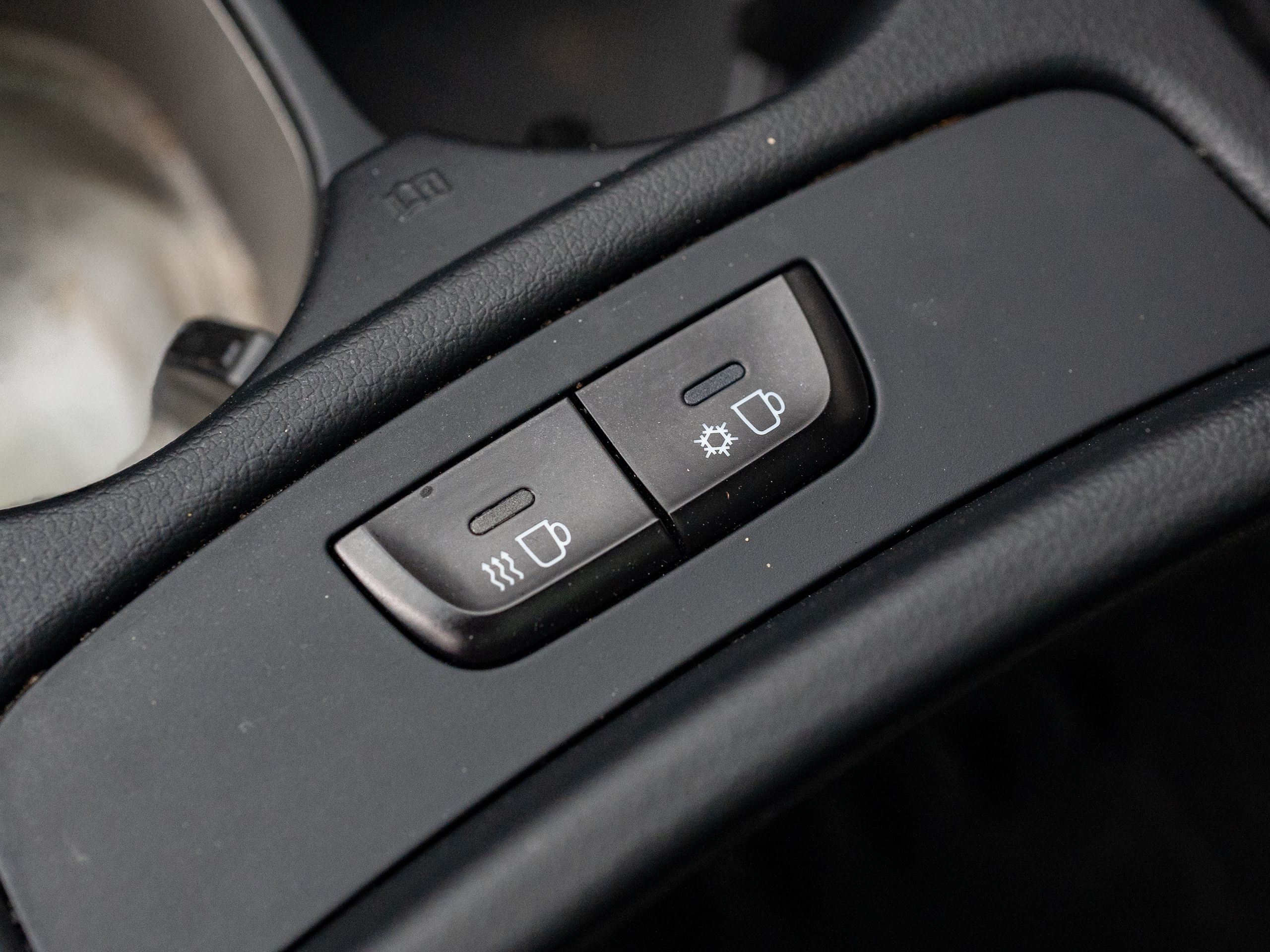 2016 Audi Q5 Prestige Hybrid photo 31