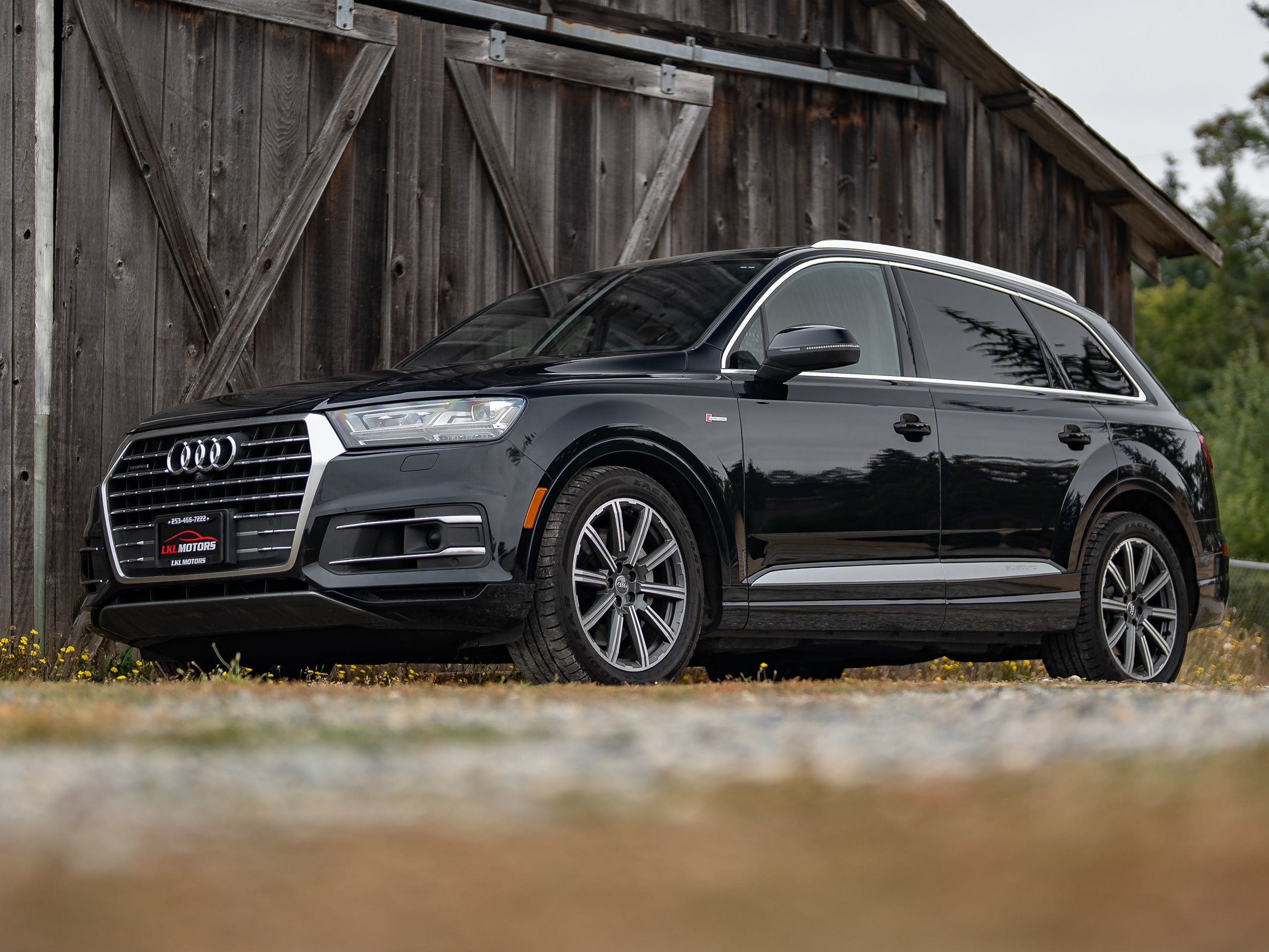 2017 Audi Q7 Prestige photo 4