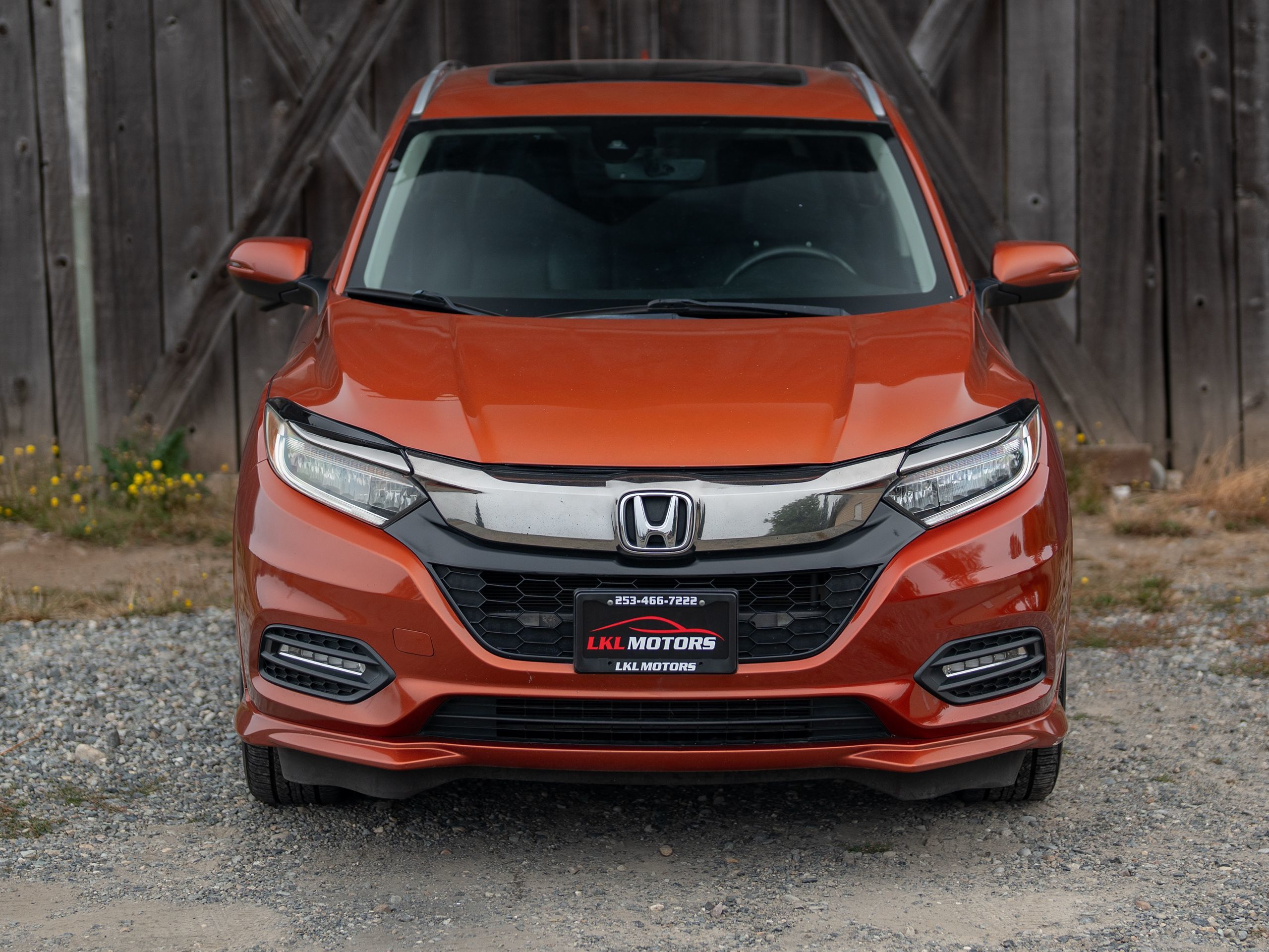2019 Honda HR-V Touring photo 2