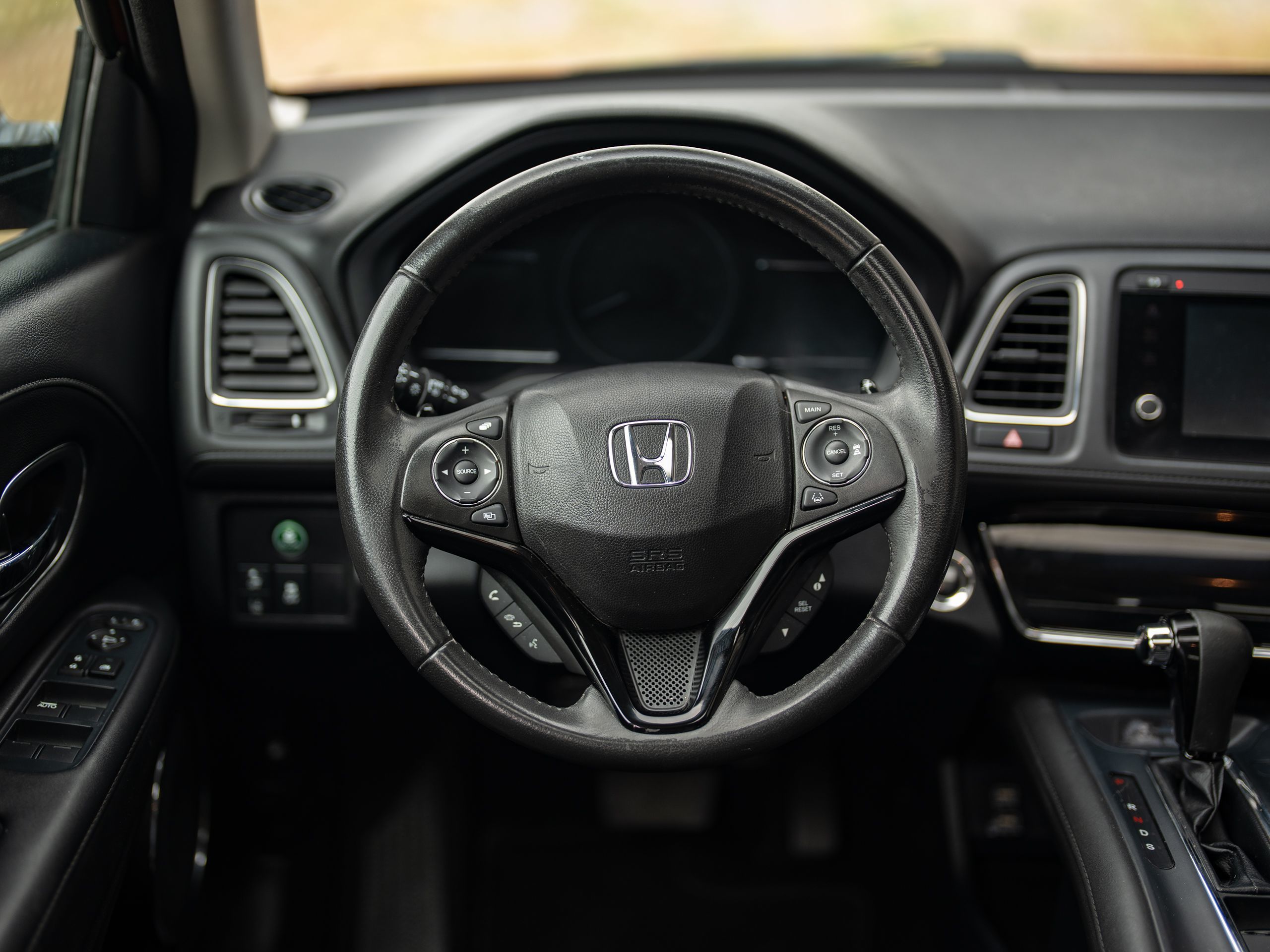 2019 Honda HR-V Touring photo 15