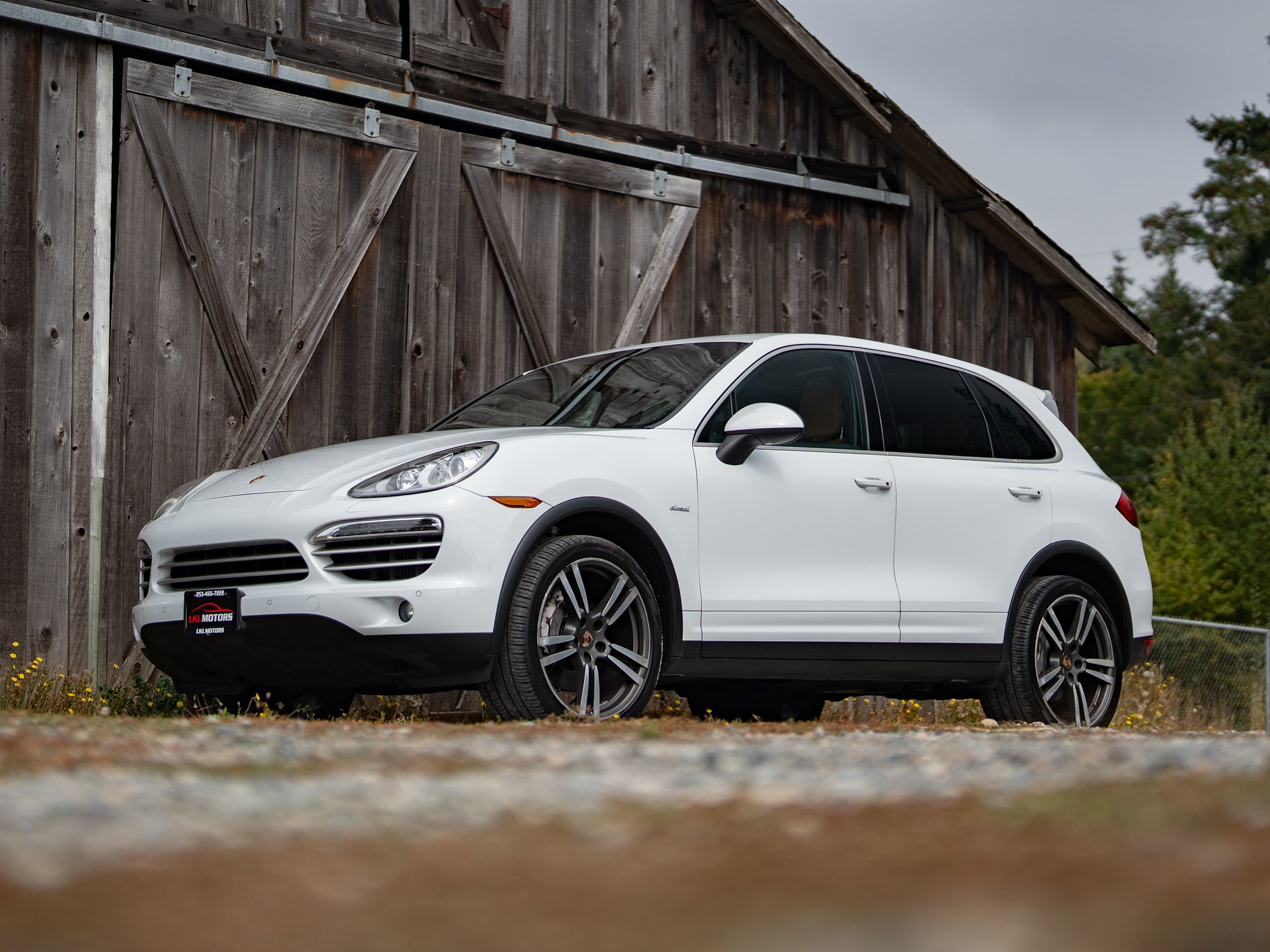 2014 Porsche Cayenne Diesel Platinum Edition photo 6