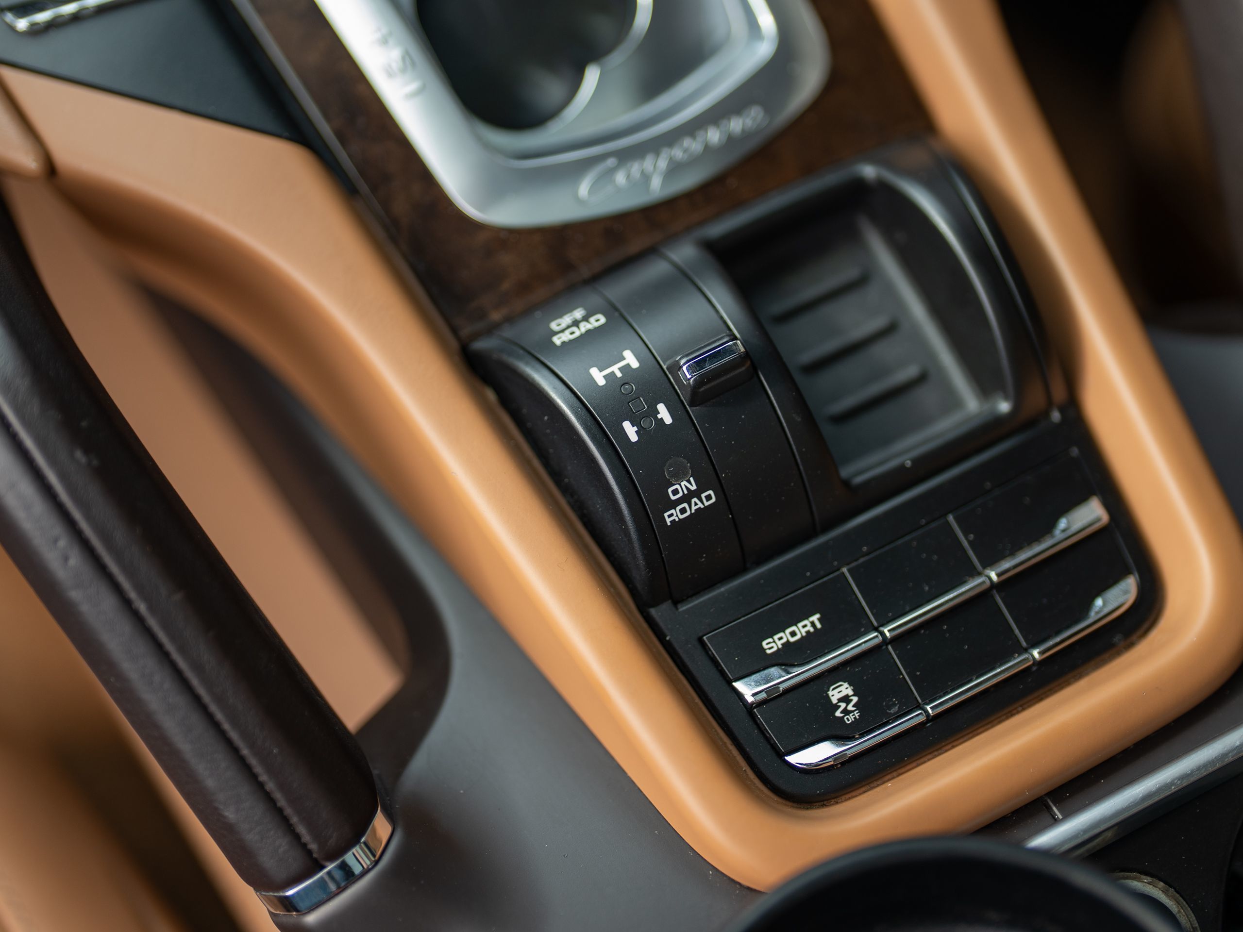 2014 Porsche Cayenne Diesel Platinum Edition photo 18
