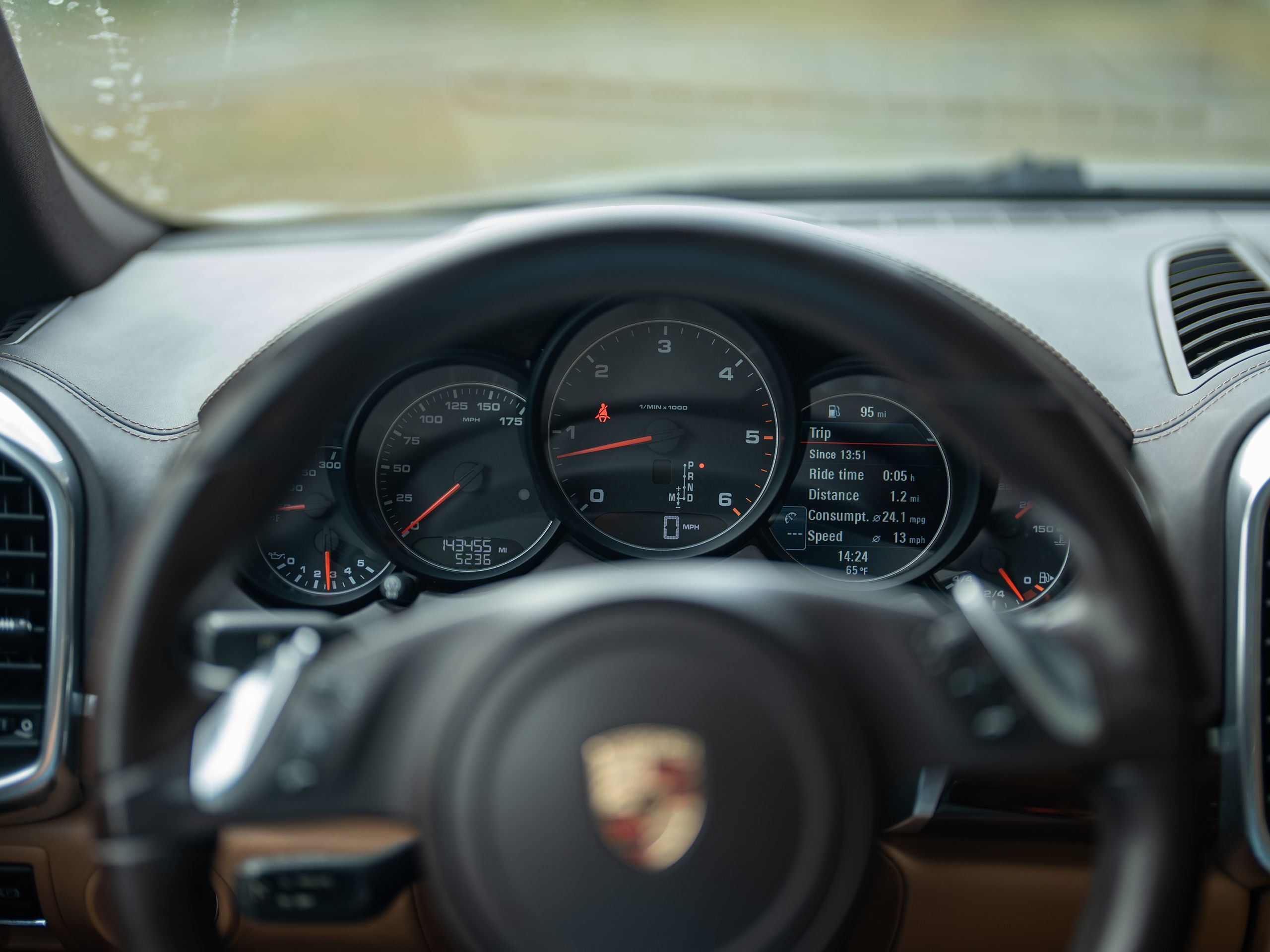 2014 Porsche Cayenne Diesel Platinum Edition photo 20
