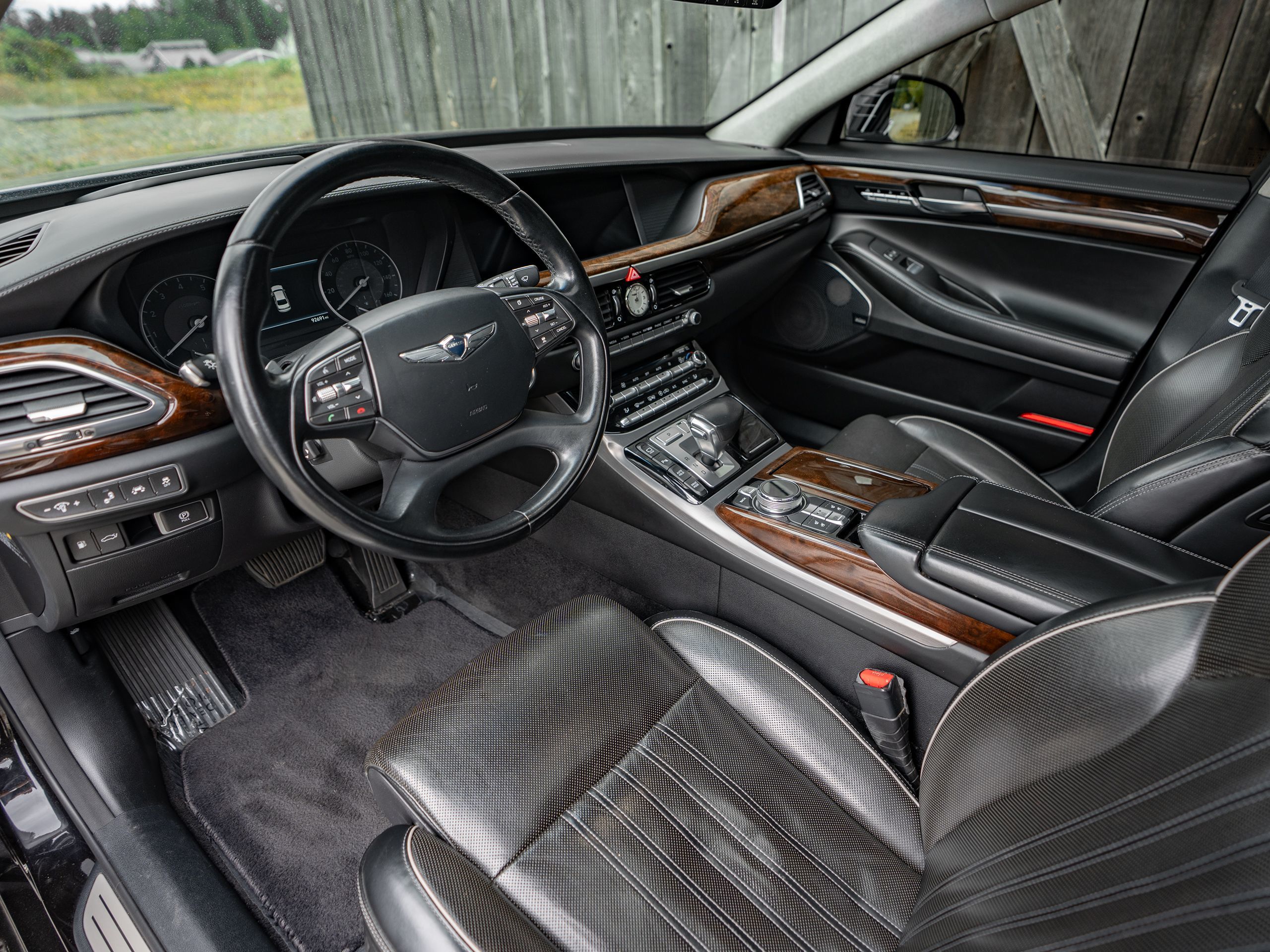 2018 Genesis G90 3.3T Premium photo 8