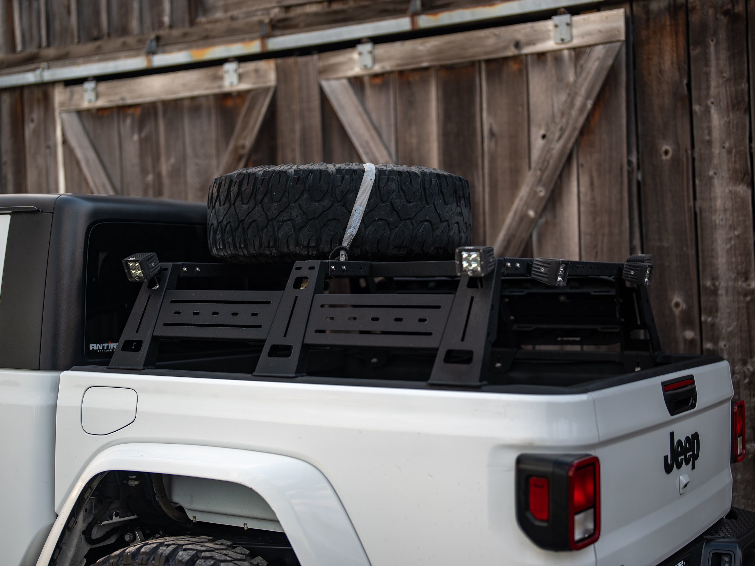 2021 Jeep Gladiator Sport photo 7