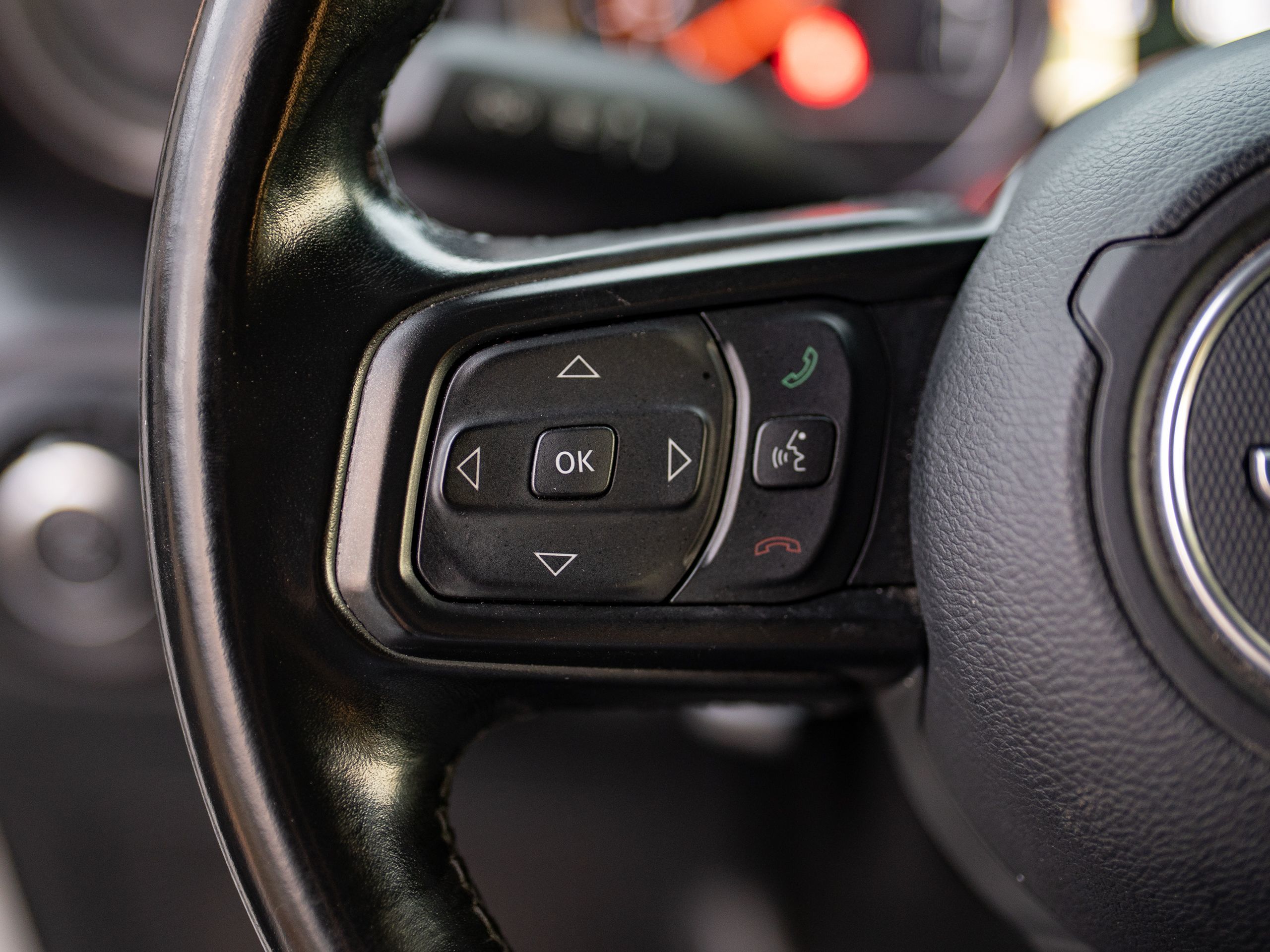 2021 Jeep Gladiator Sport photo 24