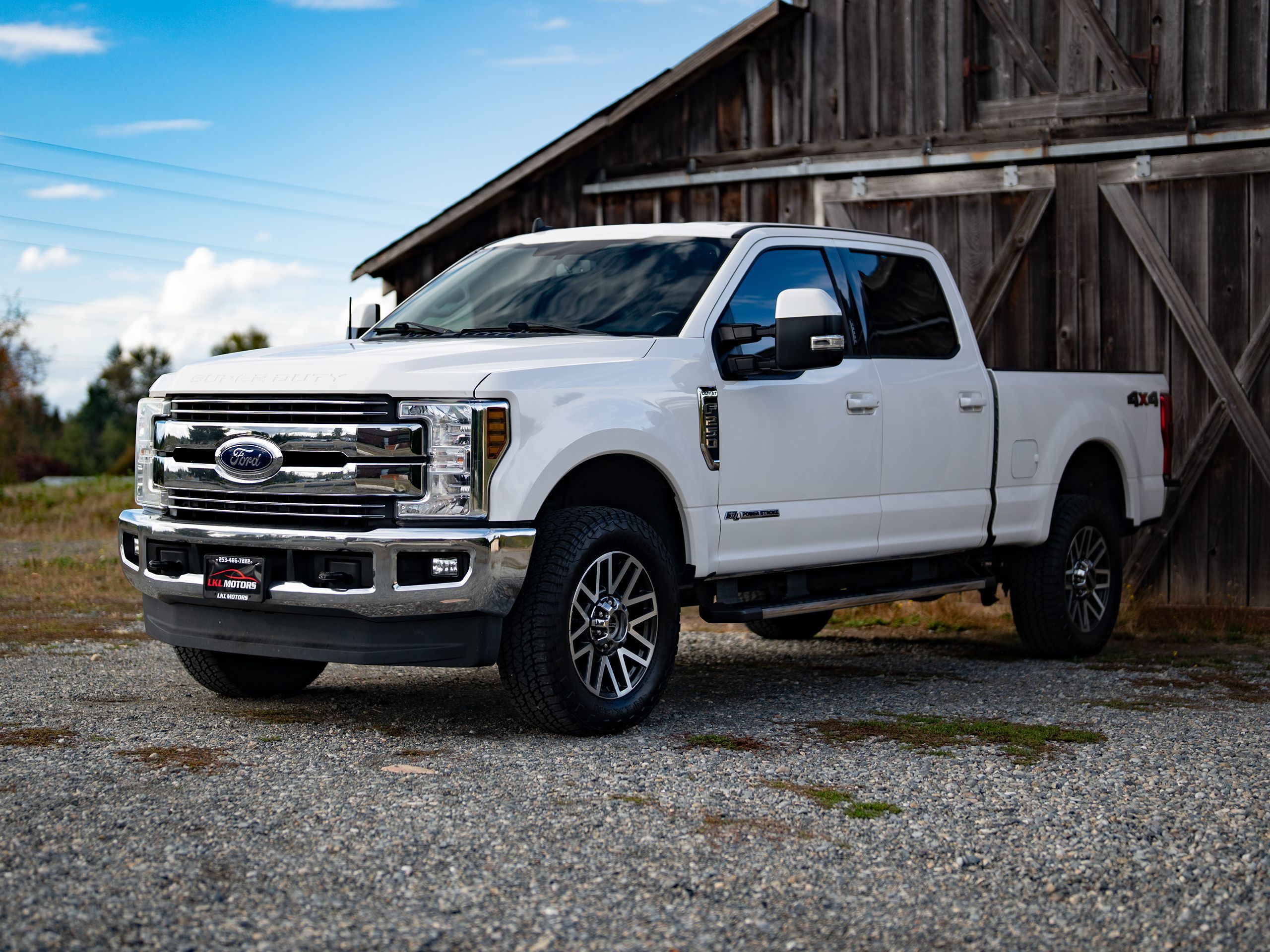 2019 Ford F-250 Lariat photo 2