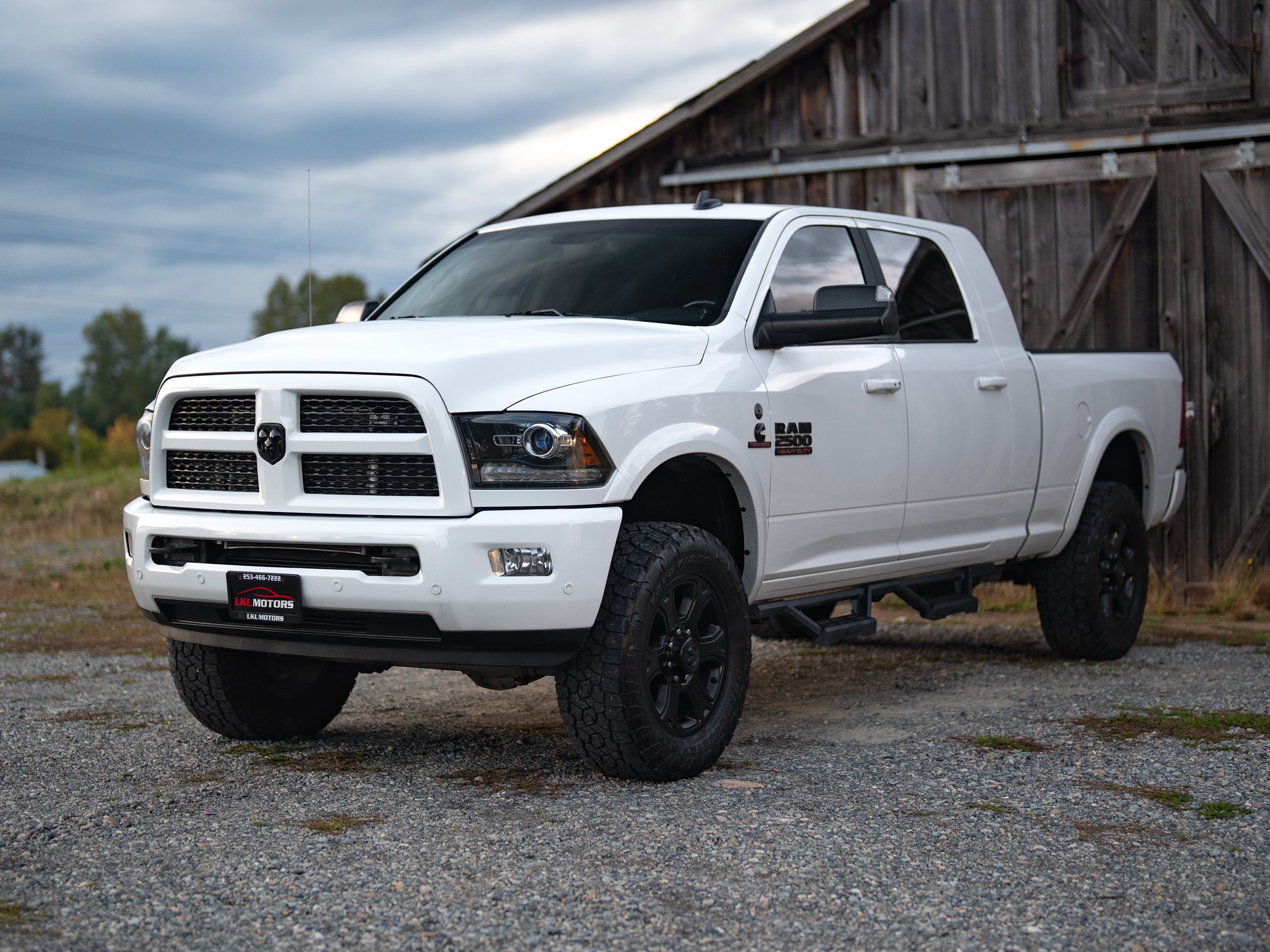 2017 Ram 2500 Laramie photo 3