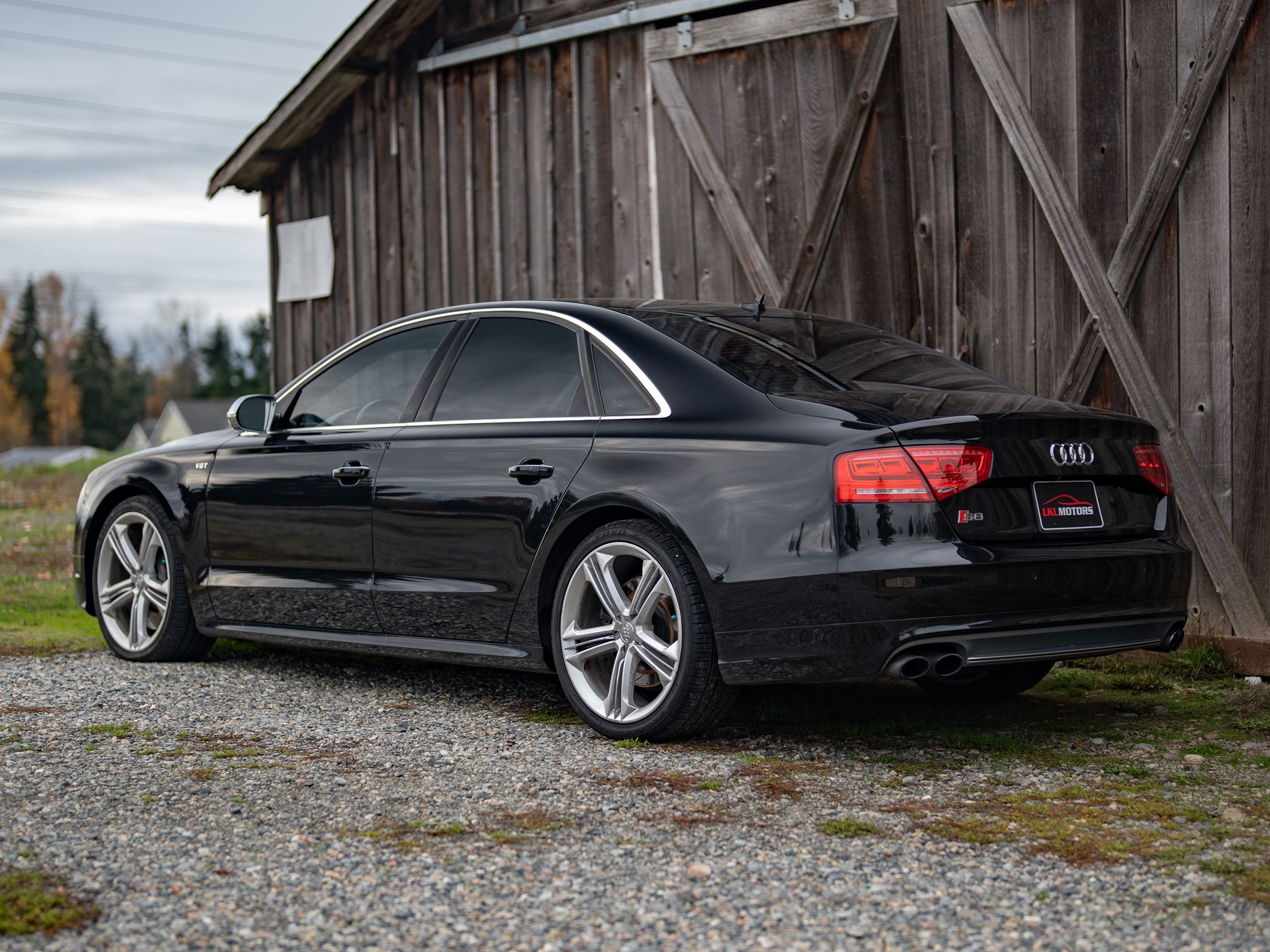 2014 Audi S8 4.0T Quattro photo 2