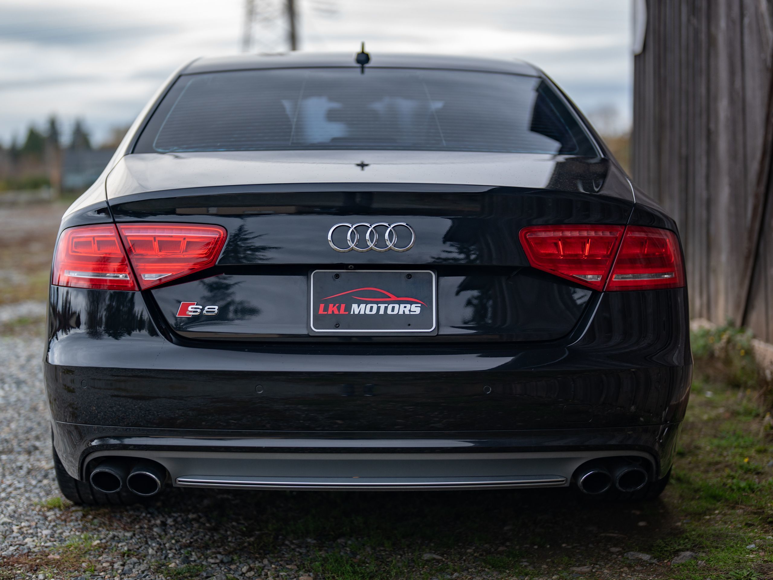 2014 Audi S8 4.0T Quattro photo 3