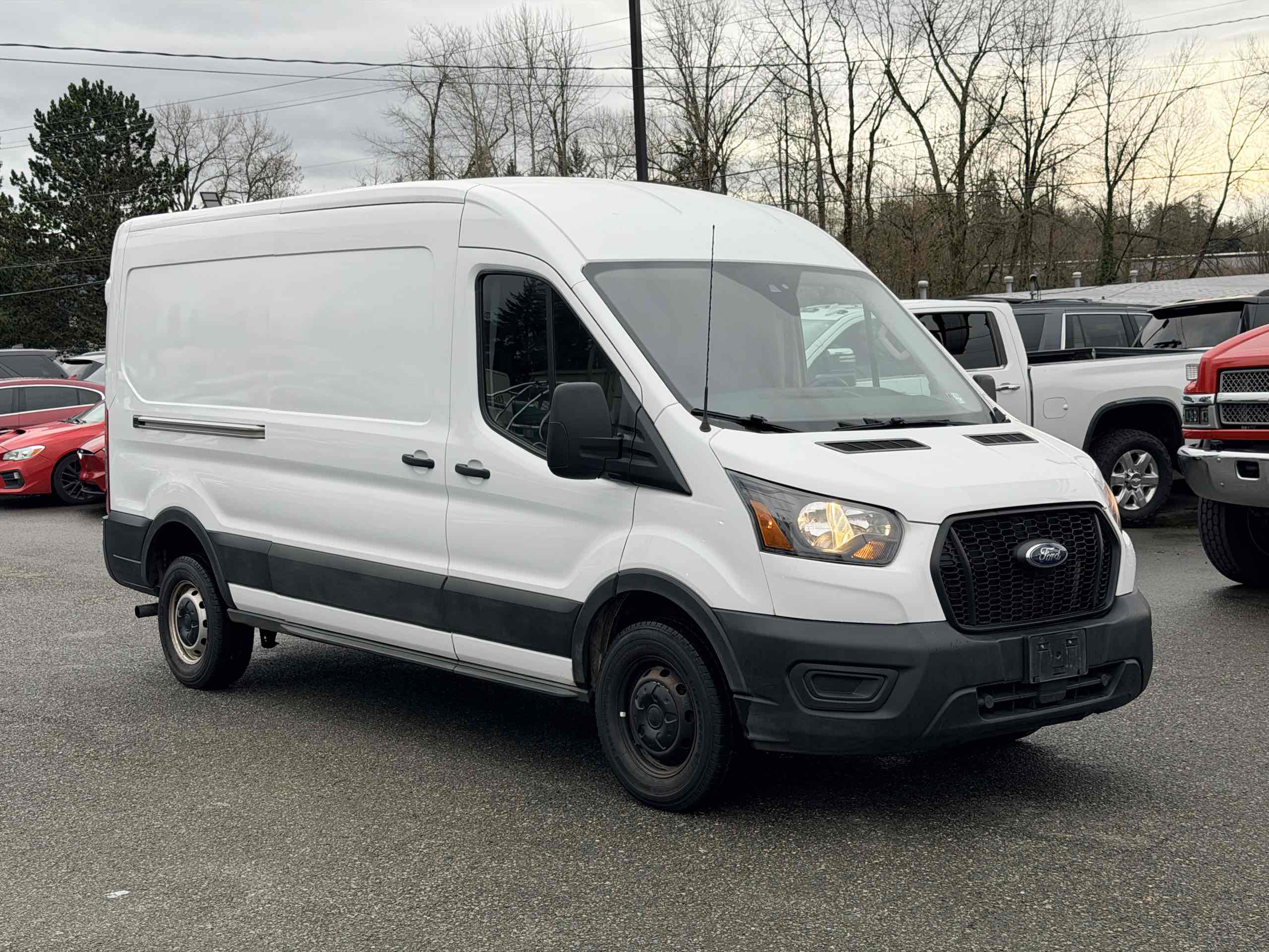 2022 Ford Transit 250 Med Roof 130 WB's photo