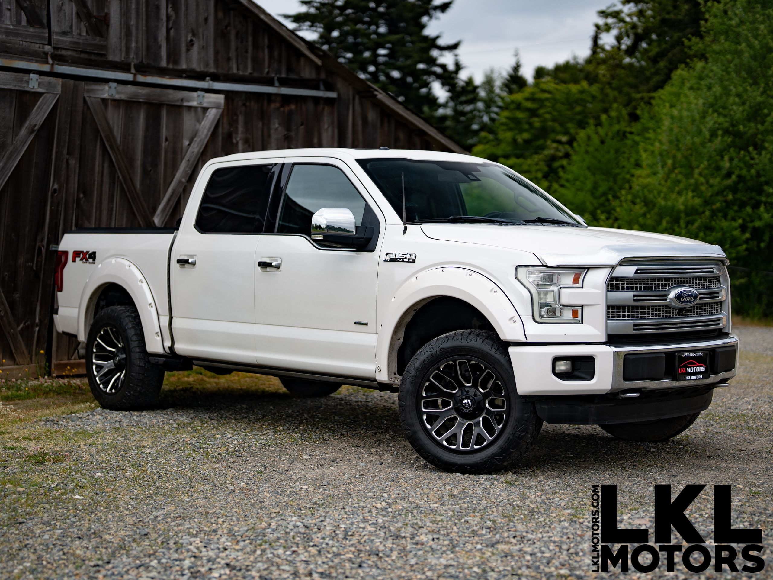 2015 Ford F-150 Platinum 4x4 SuperCrew 145-in's photo