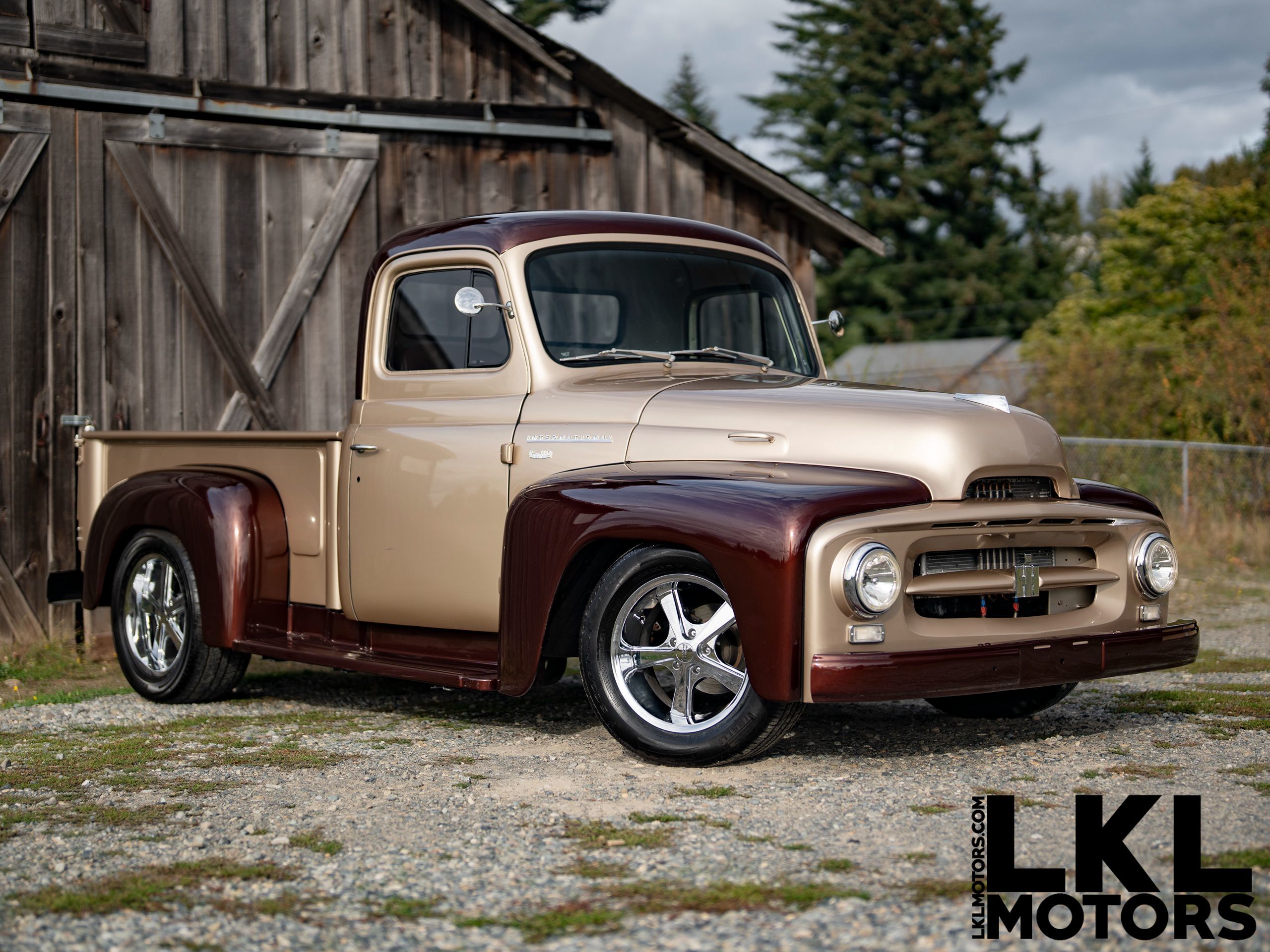 1954 International R-110 Series