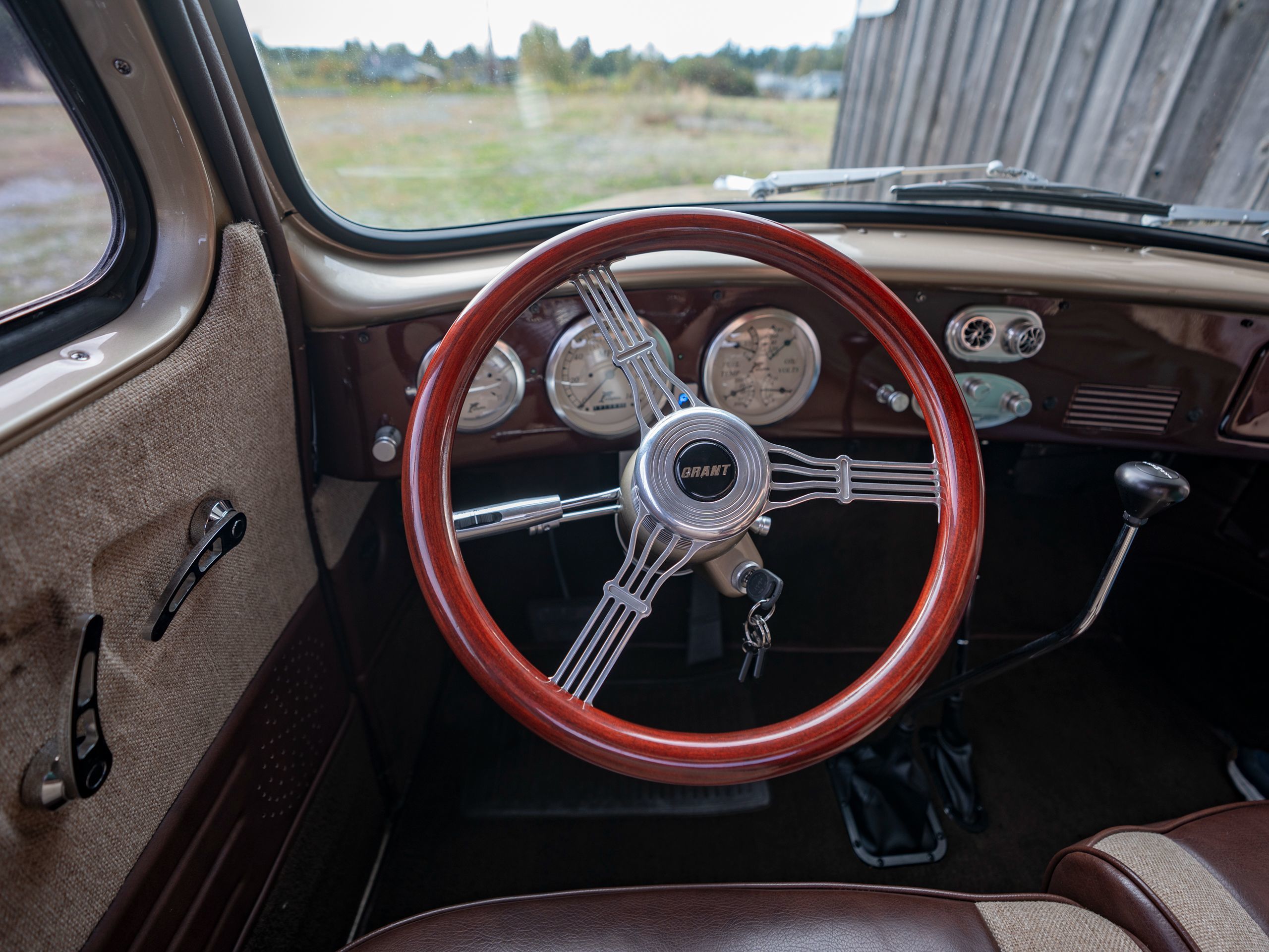 Photo 21 of this International R-110 Series