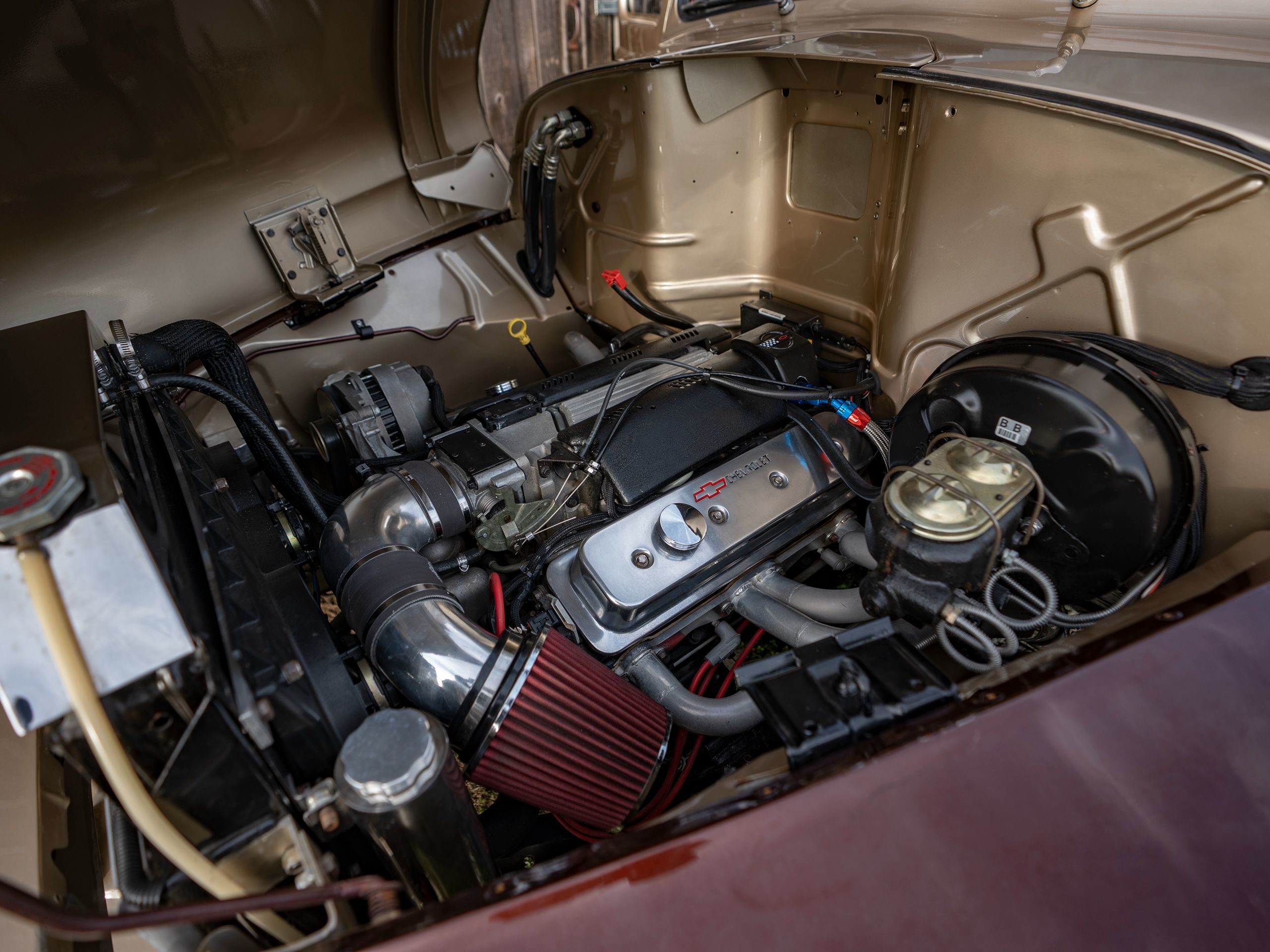 Photo 31 of this International R-110 Series