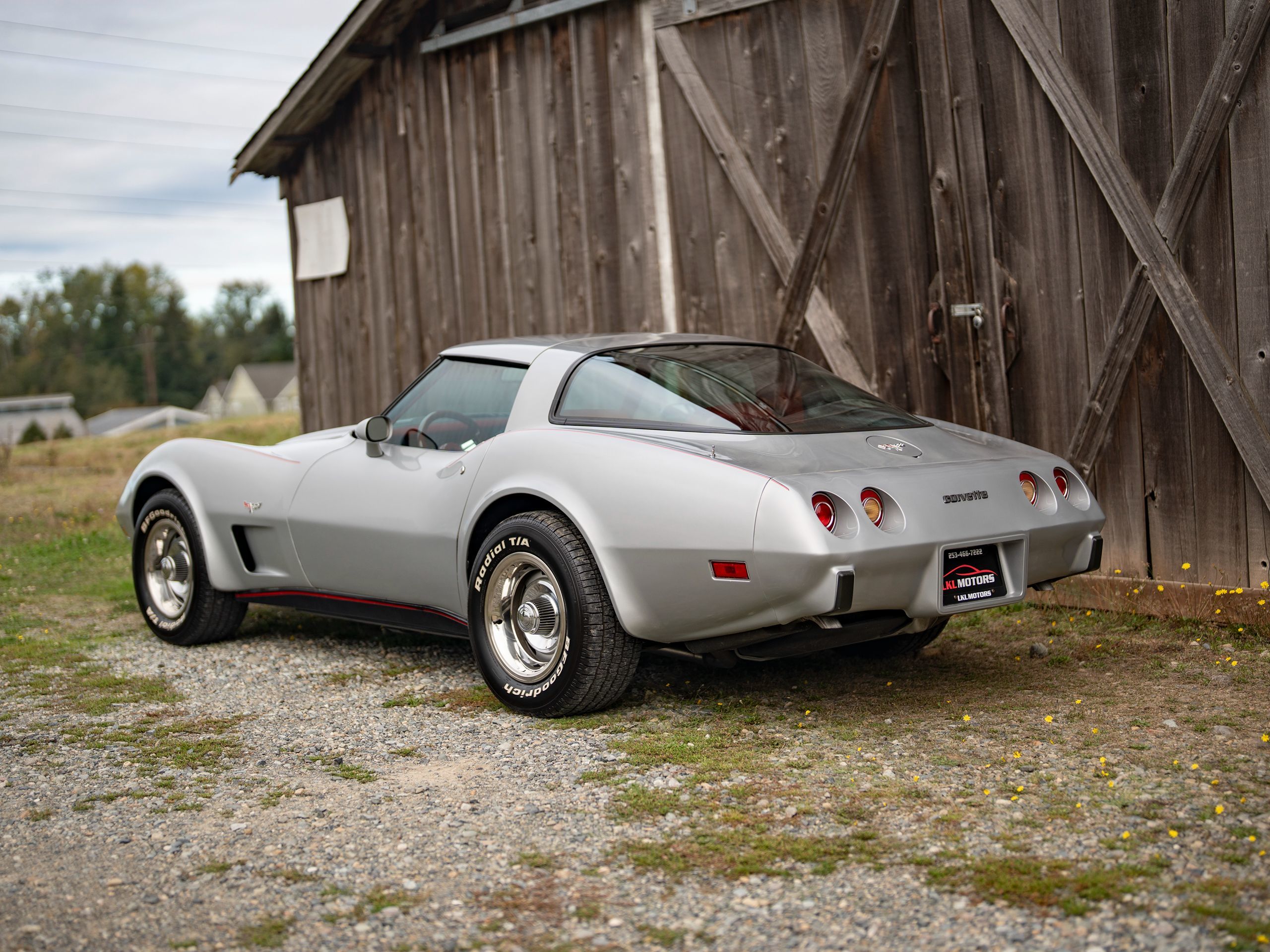Photo 5 of this Chevrolet Corvette