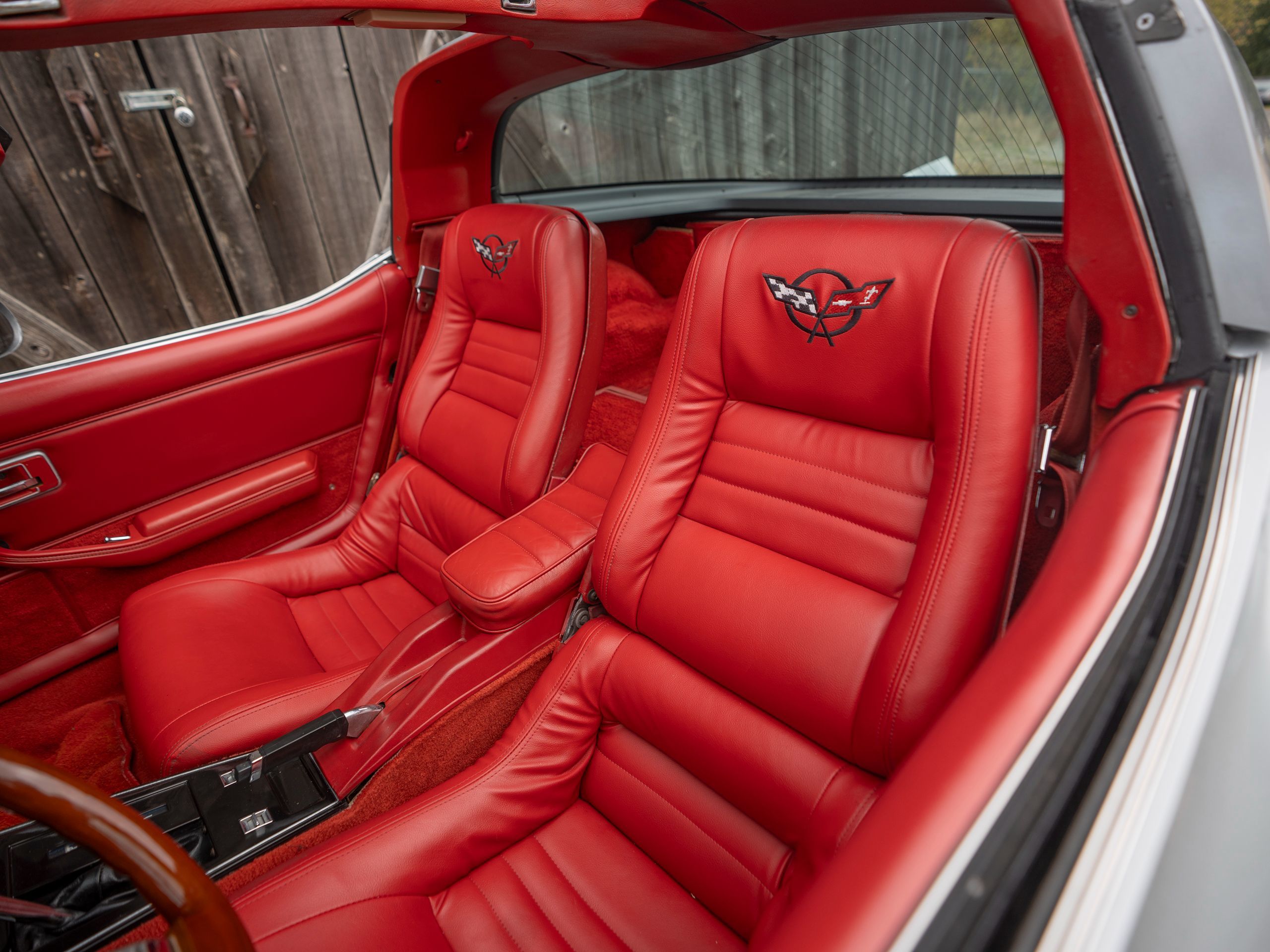 Photo 18 of this Chevrolet Corvette