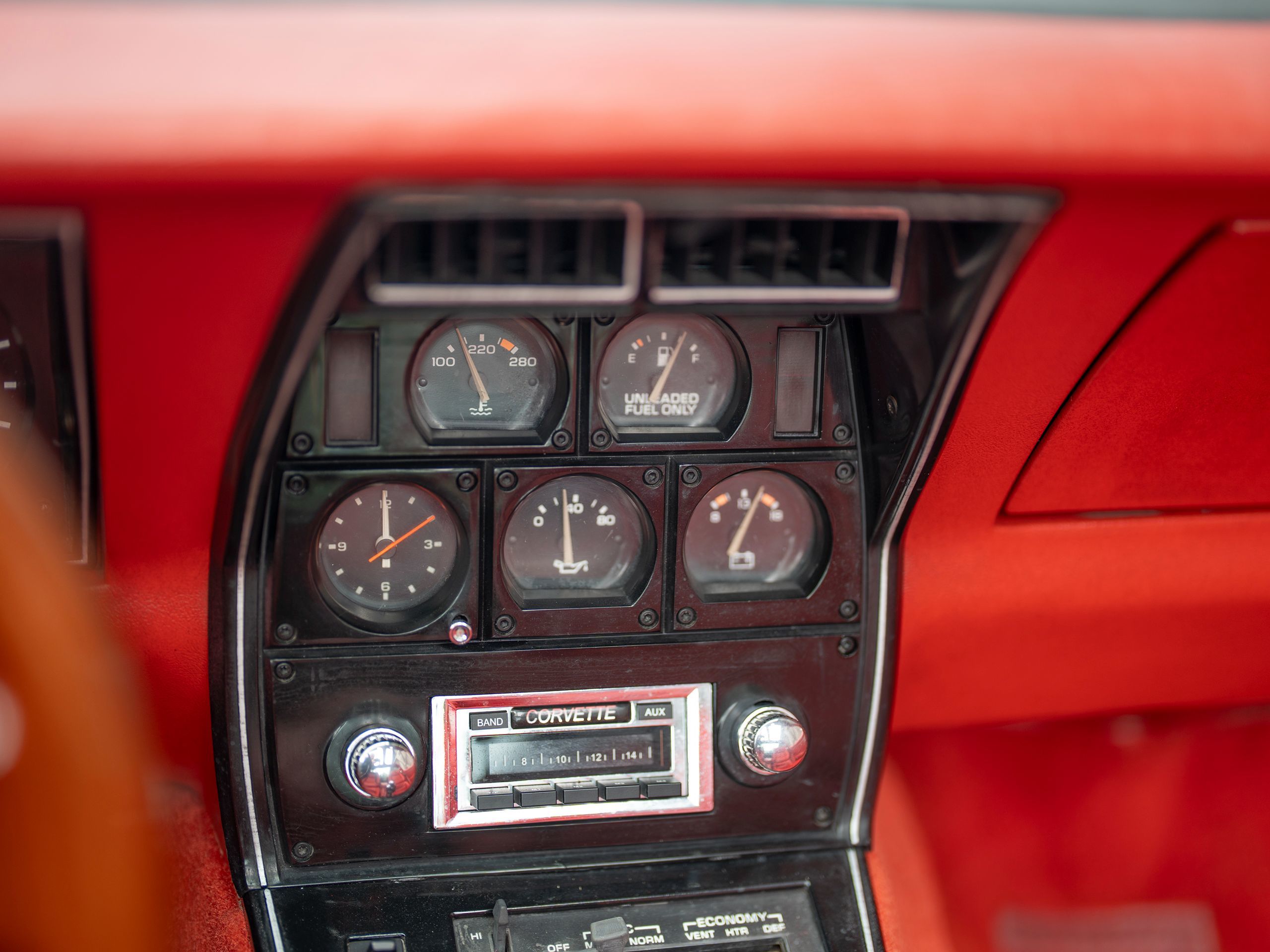 Photo 24 of this Chevrolet Corvette
