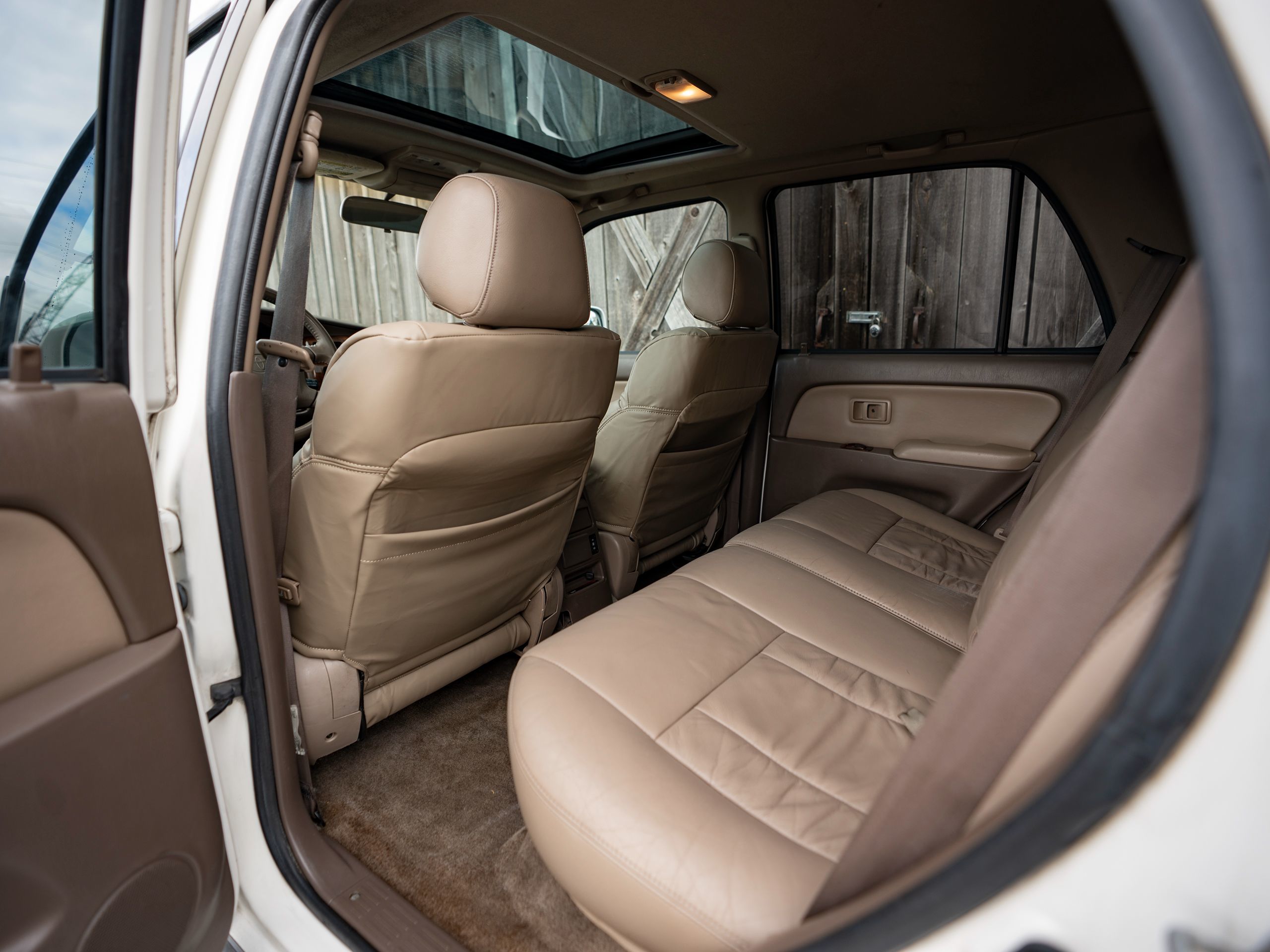 Photo 13 of this Toyota 4Runner