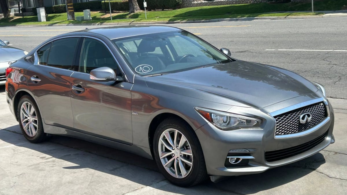 2017 INFINITI Q50
