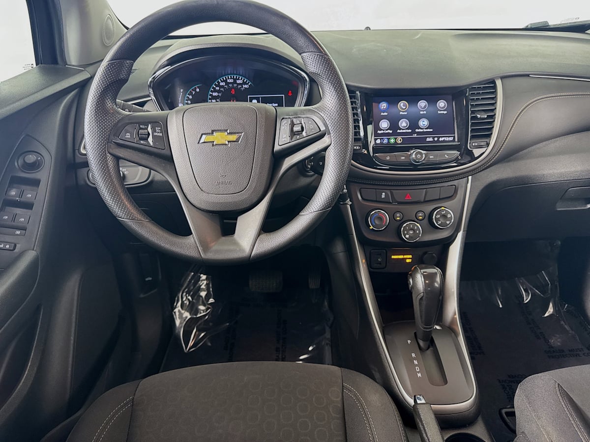 2020 Chevrolet Trax LS - Photo 22