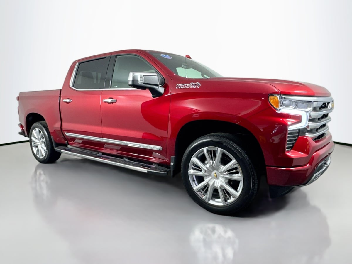 2025 Chevrolet Silverado 1500 High Country photo 3