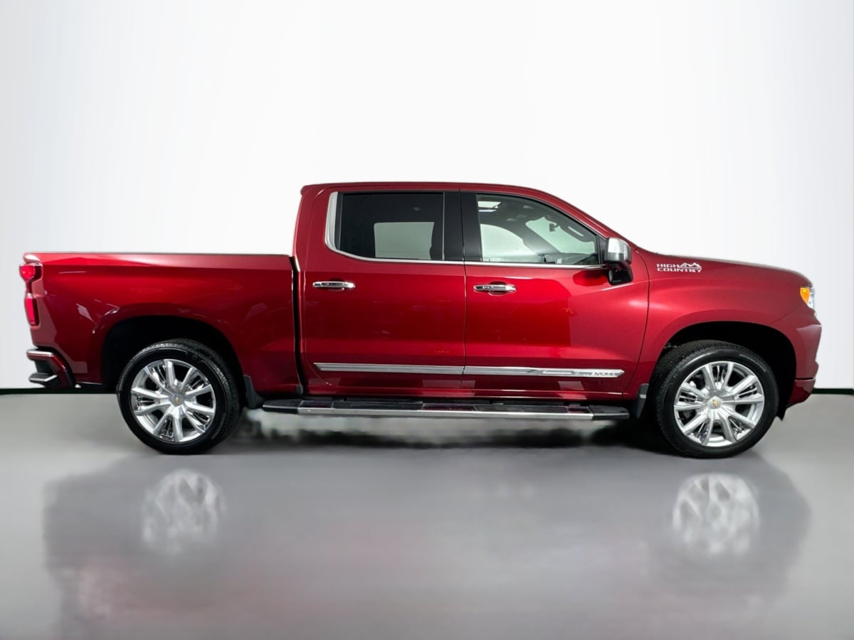 2025 Chevrolet Silverado 1500 High Country photo 4
