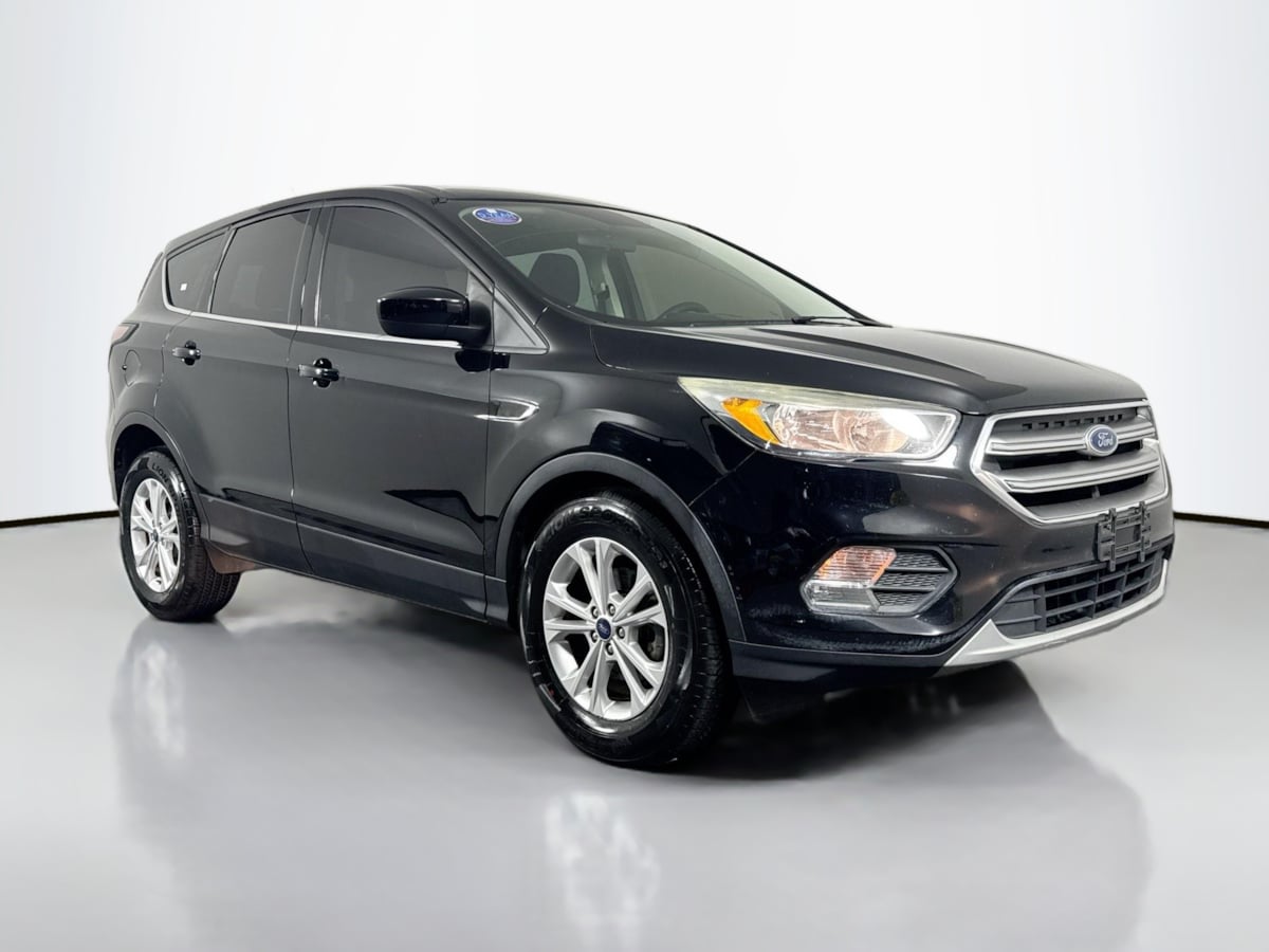 2017 Ford Escape SE photo 3