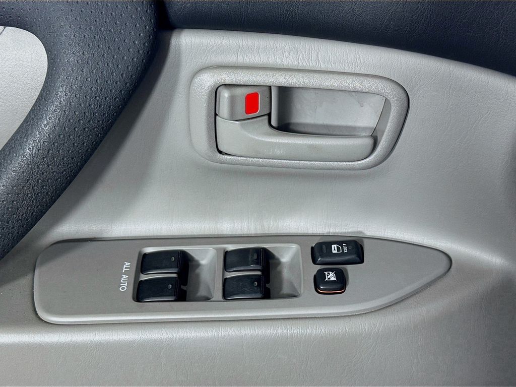 2007 Toyota Land Cruiser Base - Photo 20
