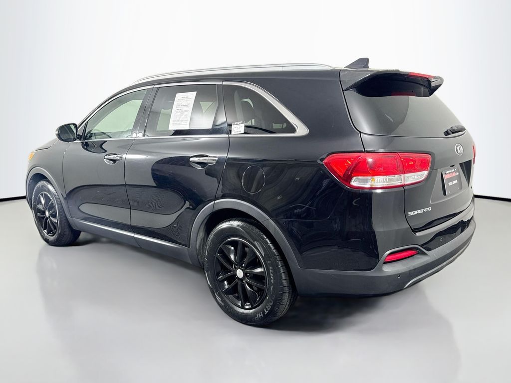 2016 Kia Sorento LX - Photo 8