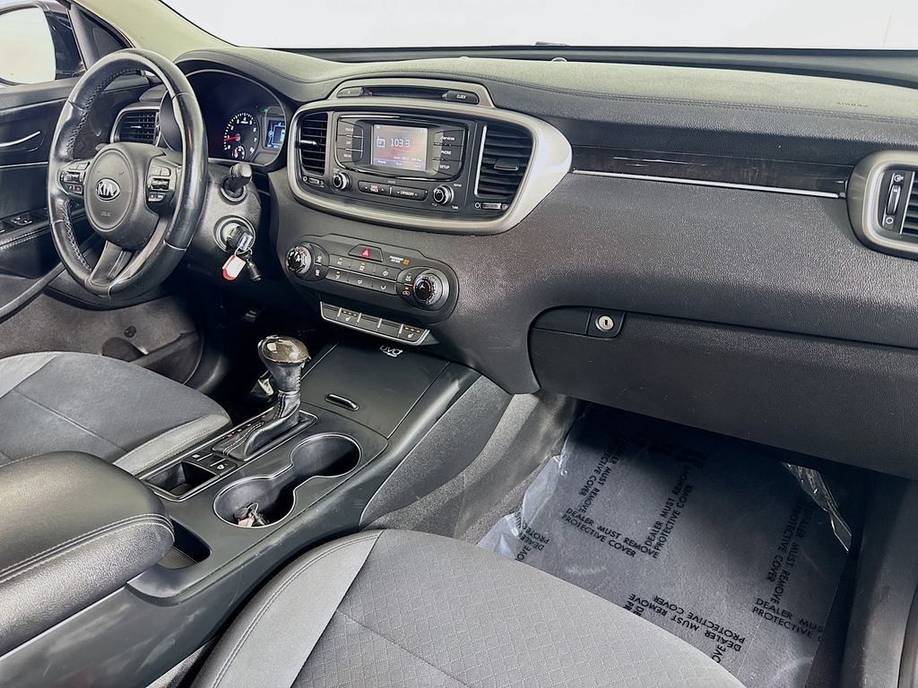 2016 Kia Sorento LX - Photo 33
