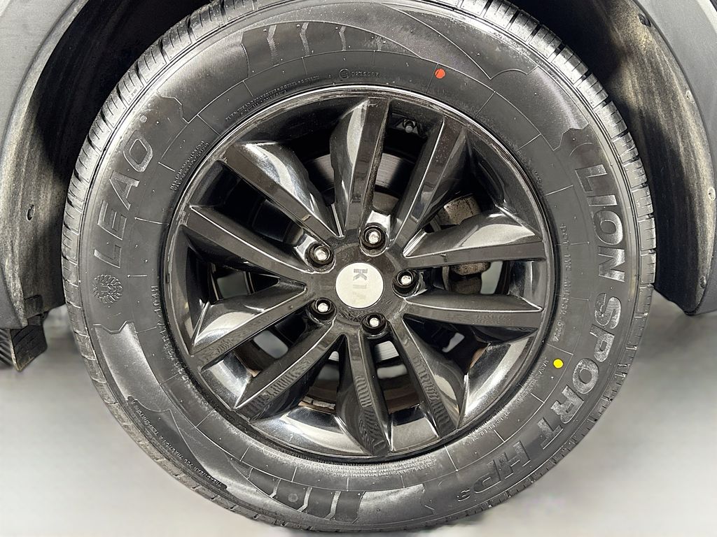 2016 Kia Sorento LX - Photo 36
