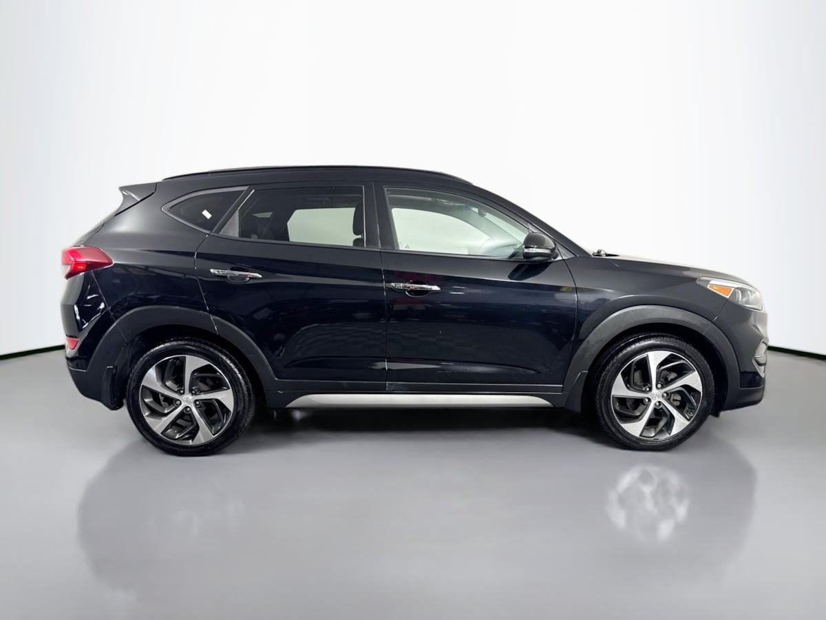 2017 Hyundai Tucson Limited Ultimate photo 3
