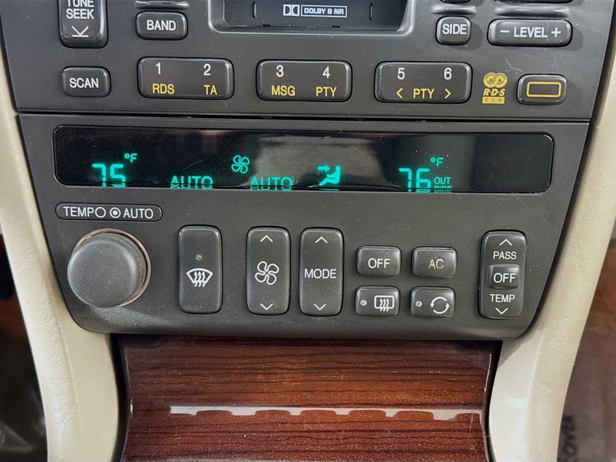1999 Cadillac Eldorado Touring Coupe photo 13