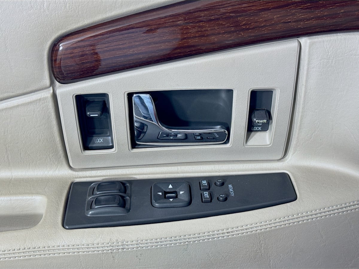 1999 Cadillac Eldorado Touring Coupe photo 15