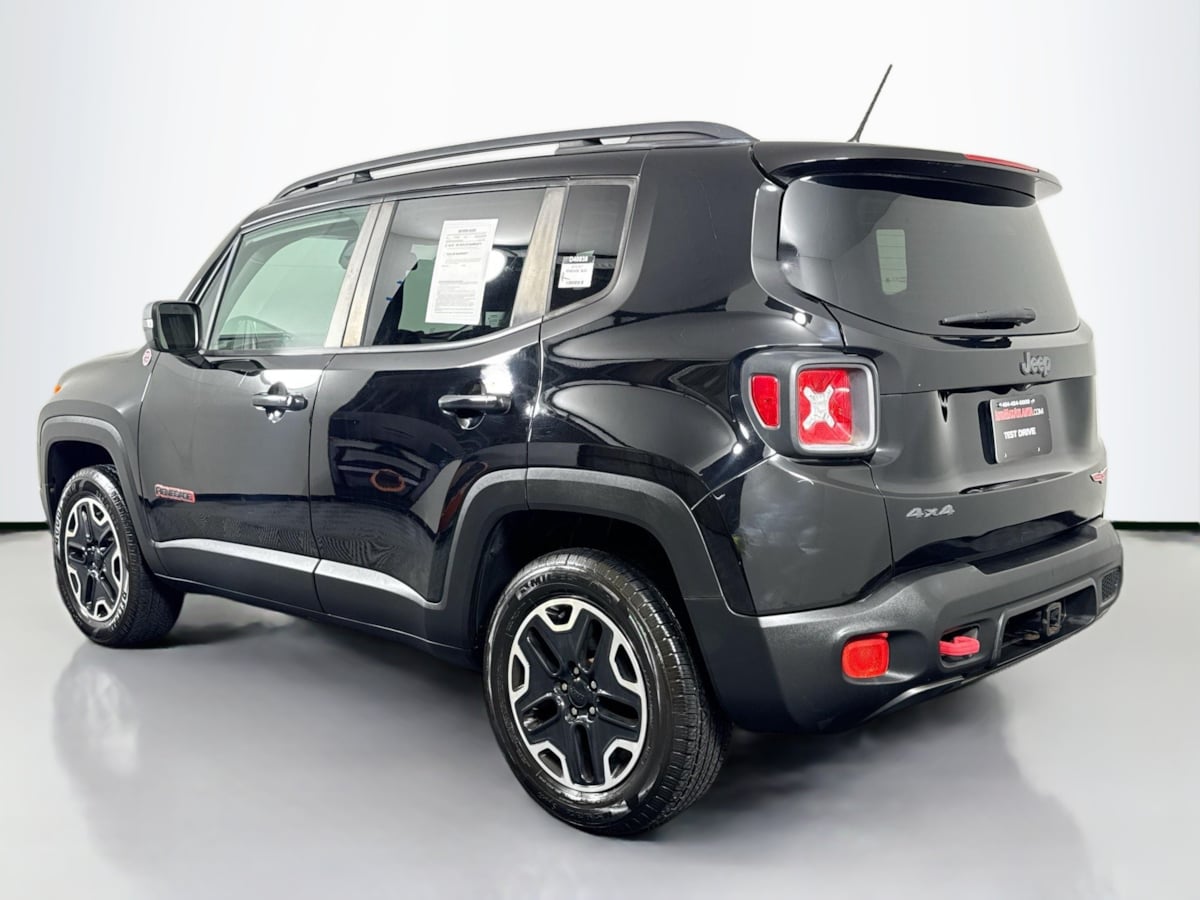 2016 Jeep Renegade Trailhawk photo 6