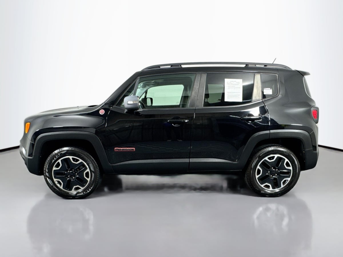 2016 Jeep Renegade Trailhawk photo 7