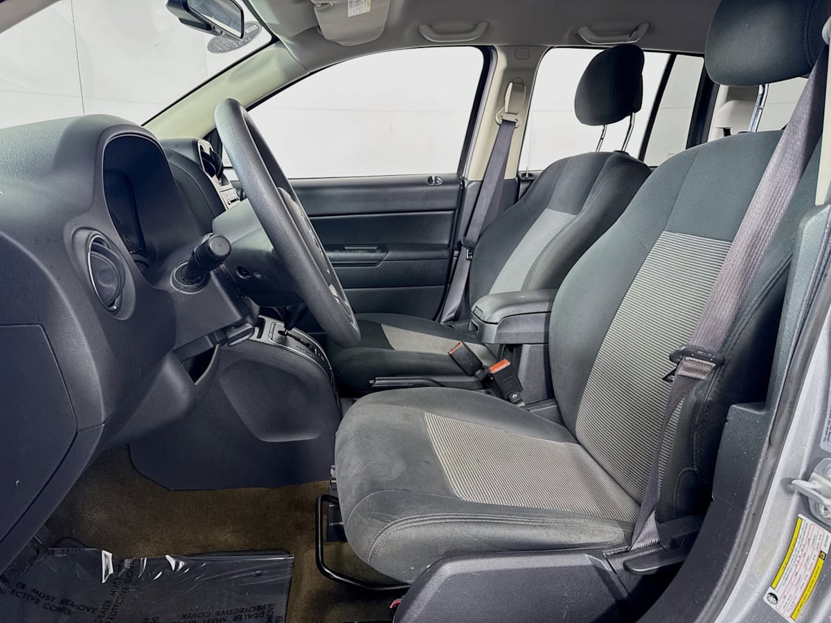 2017 Jeep Compass Sport - Photo 17