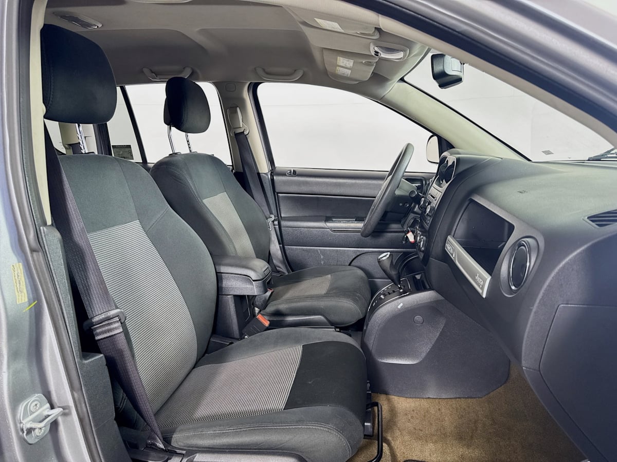 2017 Jeep Compass Sport - Photo 23